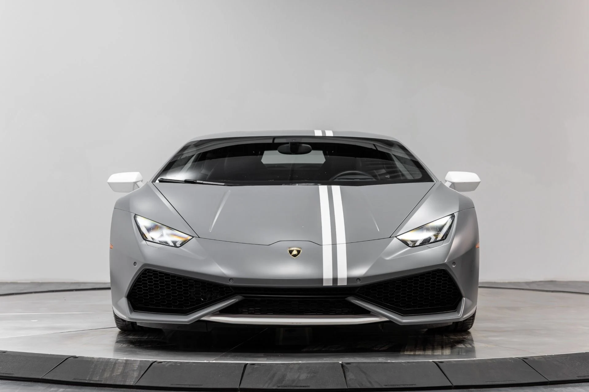 mph037_1421762138_Used_2017_Lamborghini_Huracan_1765410503_dcdce1cf1e