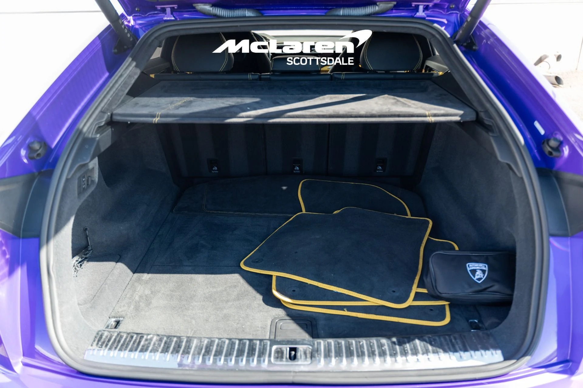 mph037_1450176521_Used_2023_LAMBORGHINI_URUS_S_1774894850_61d4dbc07e