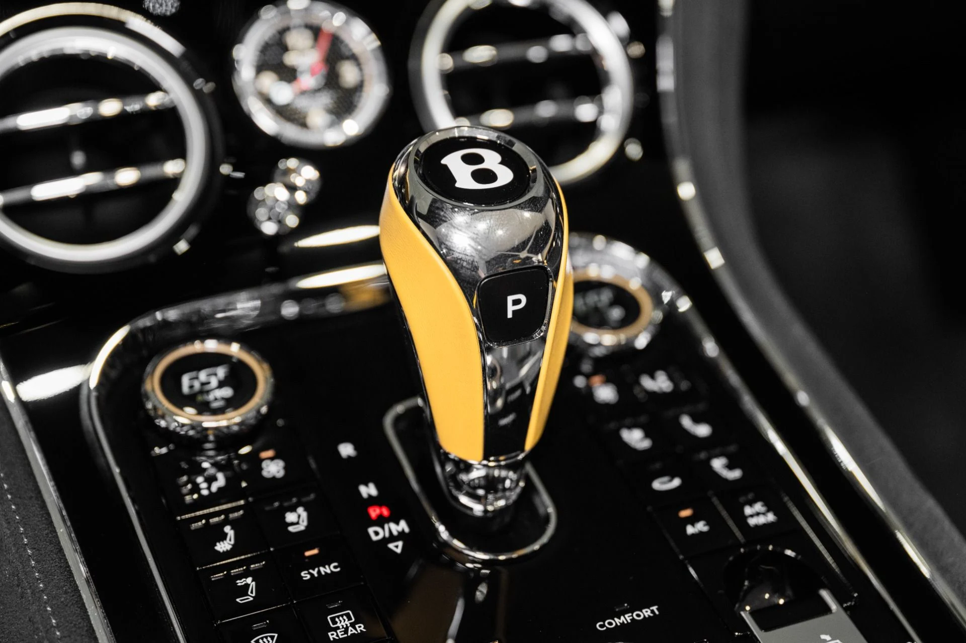 mph037_1469392914_Used_2023_Bentley_Continental_GTC_Speed_1788879658_ffa0319442