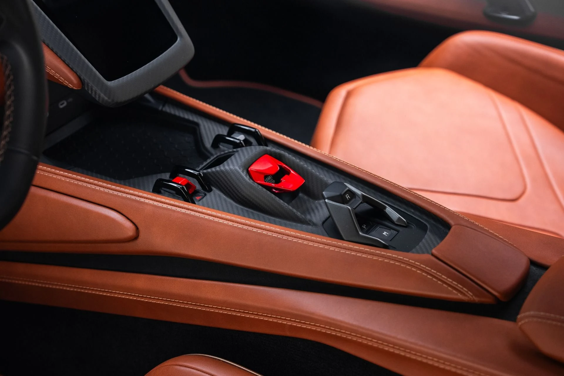 mph037_1478952862_Used_2025_Lamborghini_Revuelto_1764978537_b032ca6caa