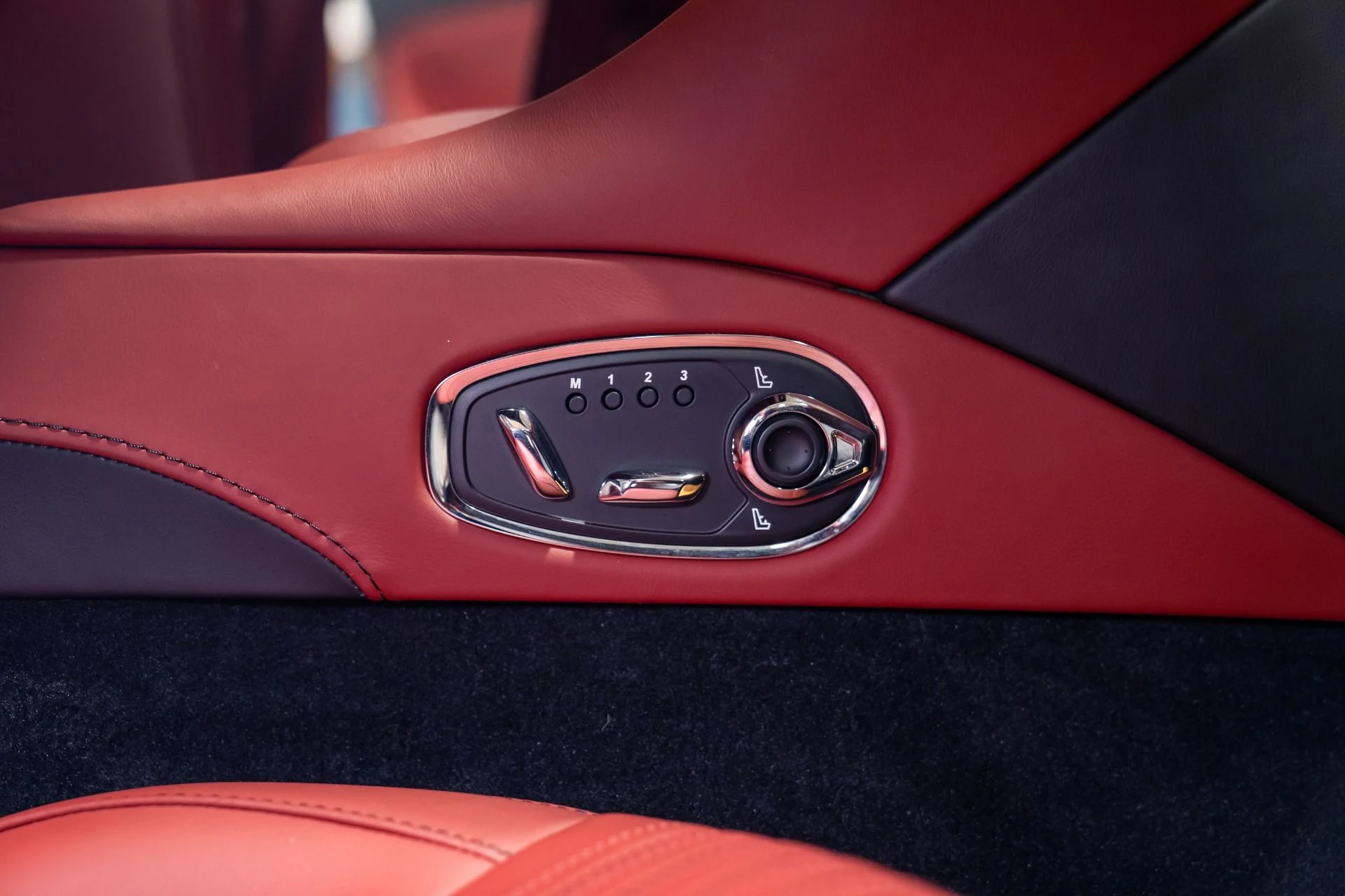 mph037_1499748885_Used_2018_Aston_Martin_DB_11_V12_1788901645_31131163ba