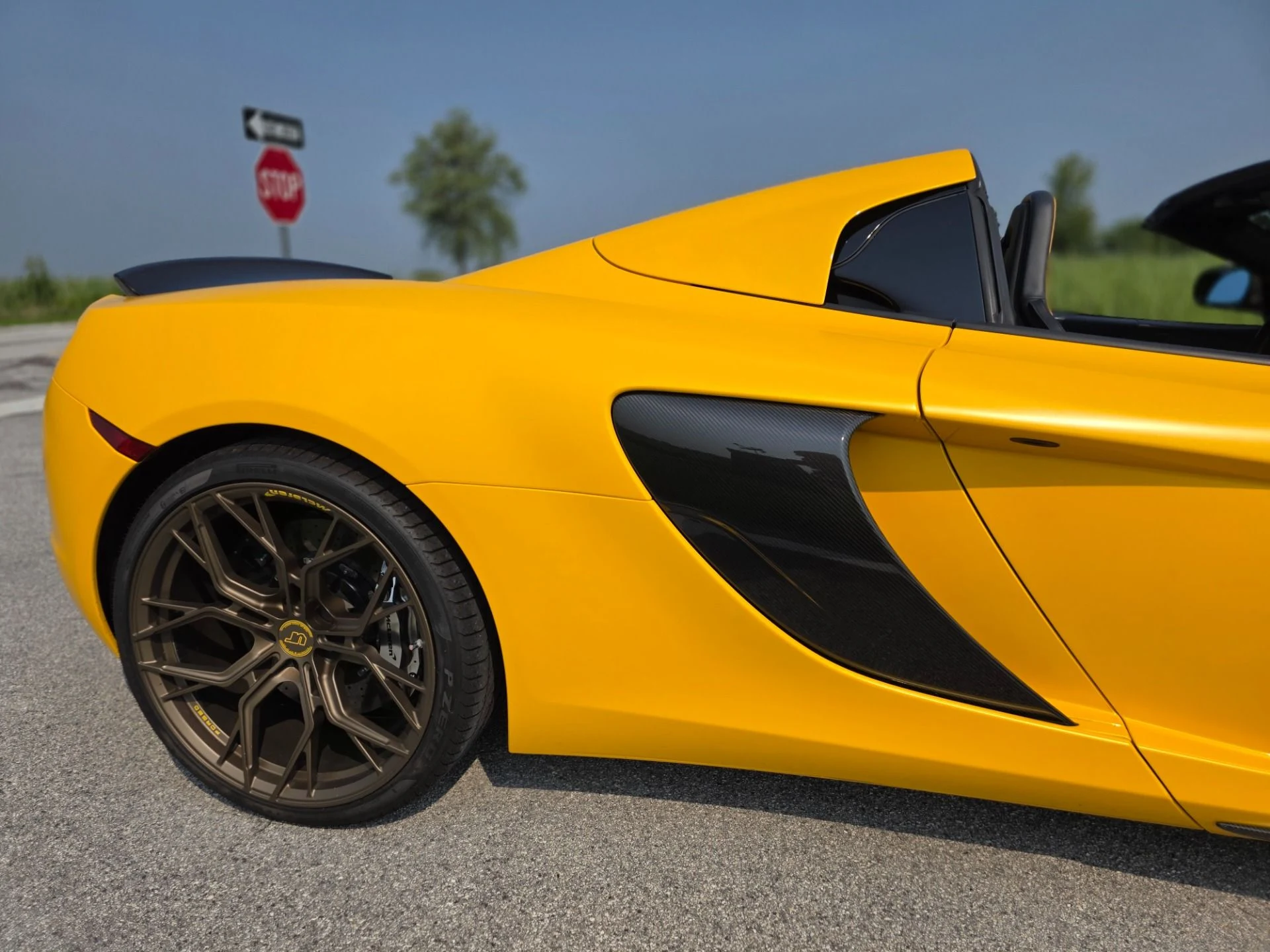 mph037_1501141299_Used_2015_Mc_Laren_650_S_Spider_1754412764_3dde3535d5