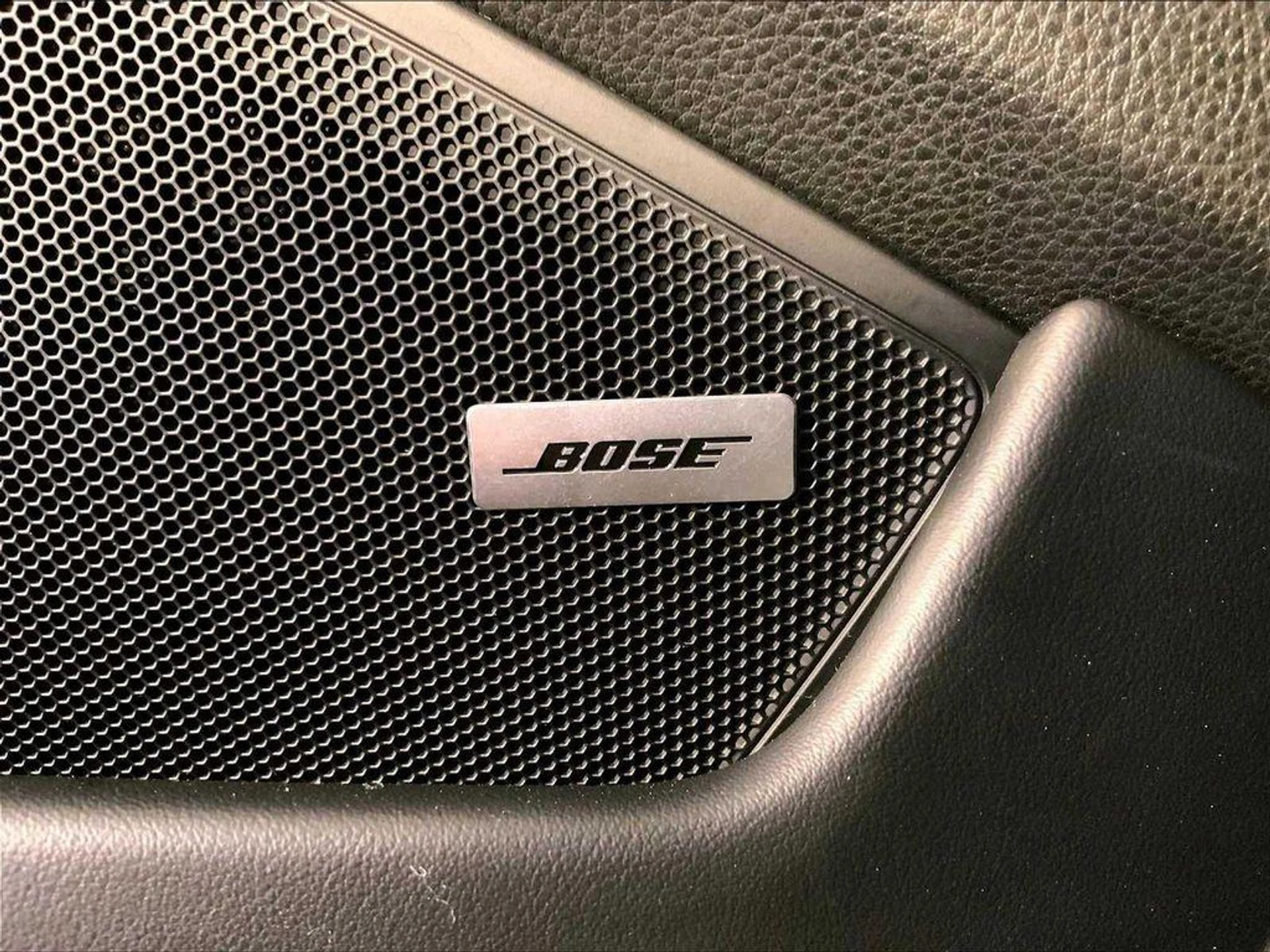 mph037_1507120841_Uml7q_PP_Wkr_L_Bia568_D9v_Hb_Kxe8_f02bdeb897