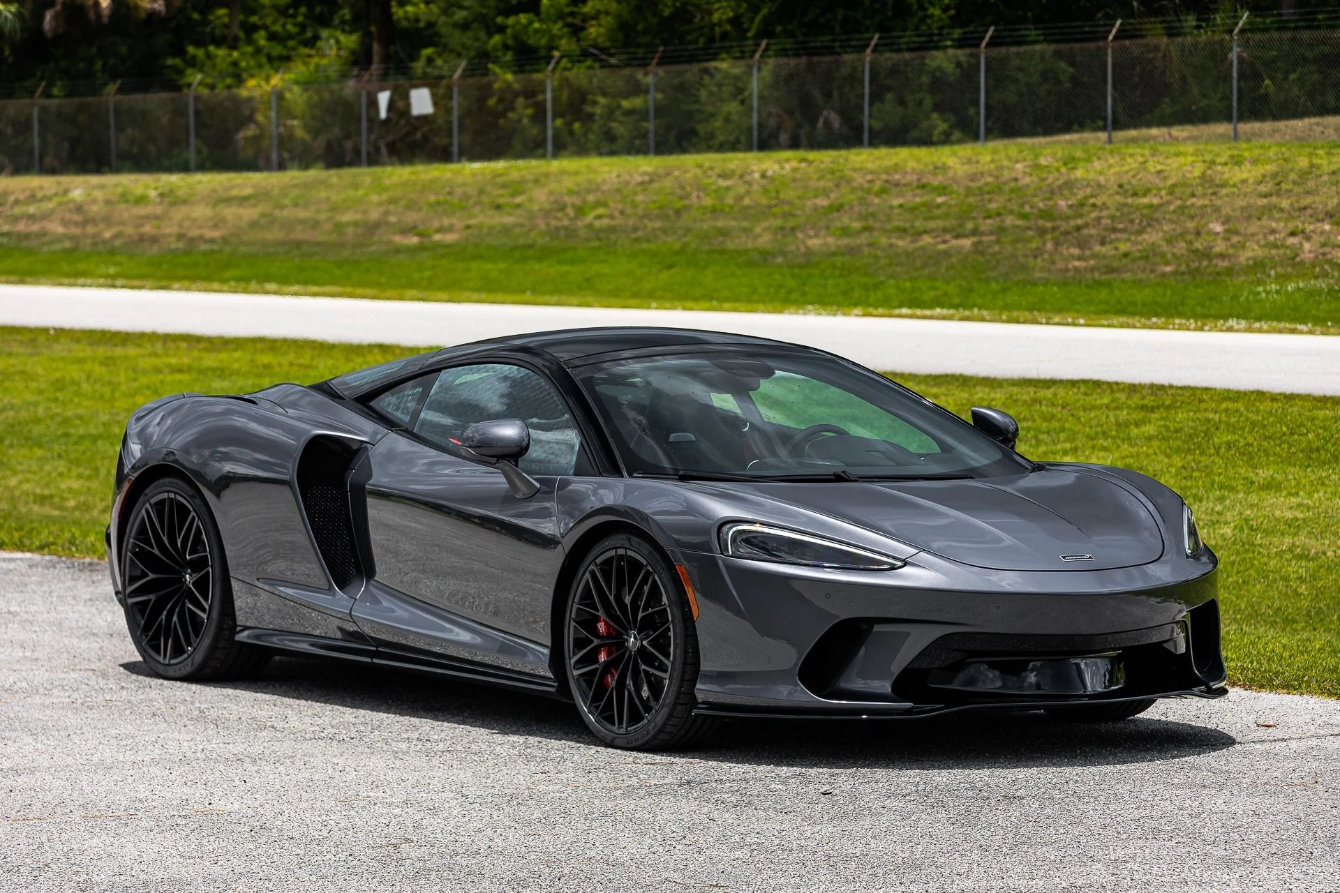 mph037_1509988788_Used_2023_Mc_Laren_GT_Luxe_0f4cc07ea8