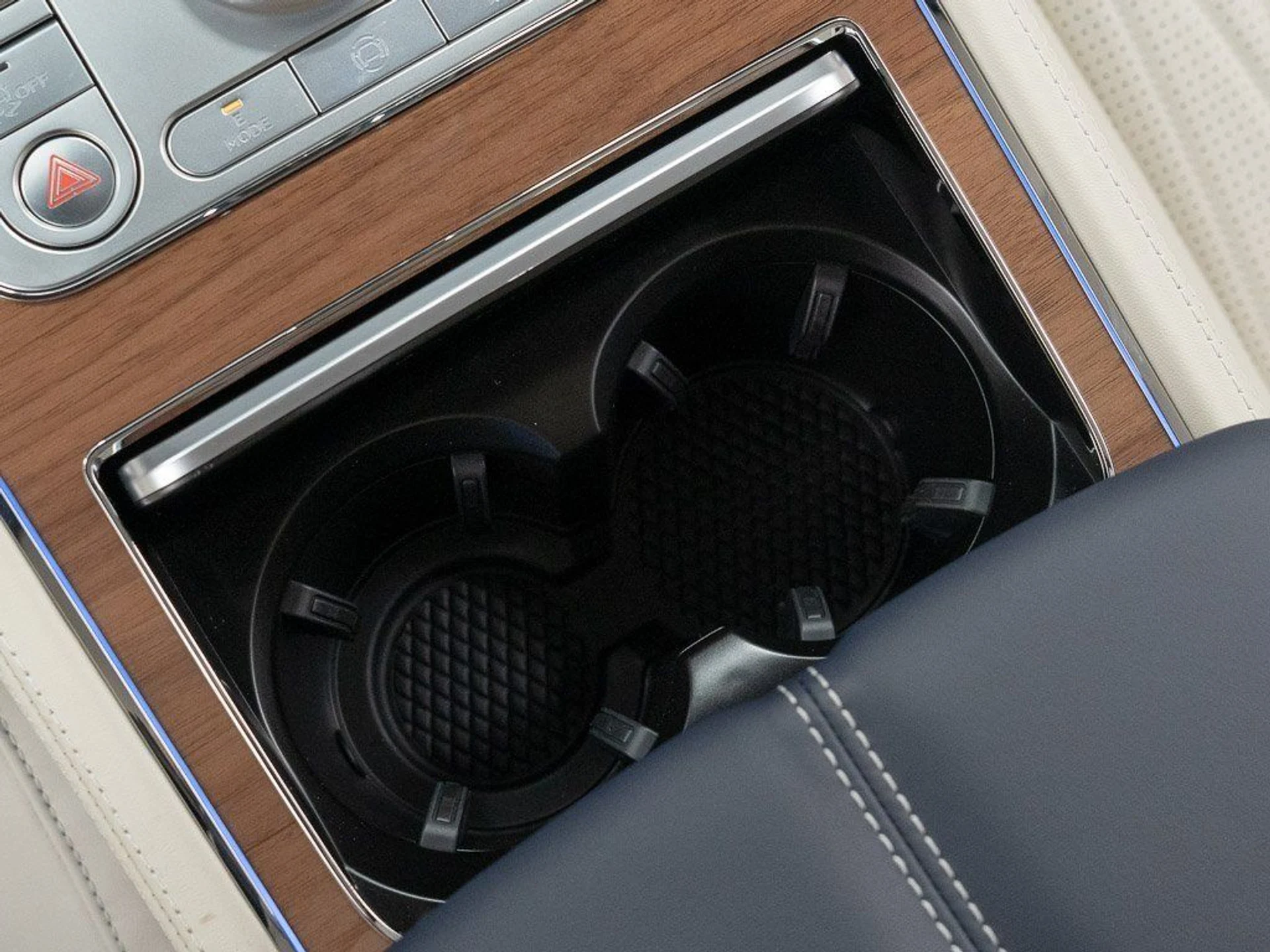 mph037_1518872344_022e4681361d947609392d38a90f72f5_89350bc5e0