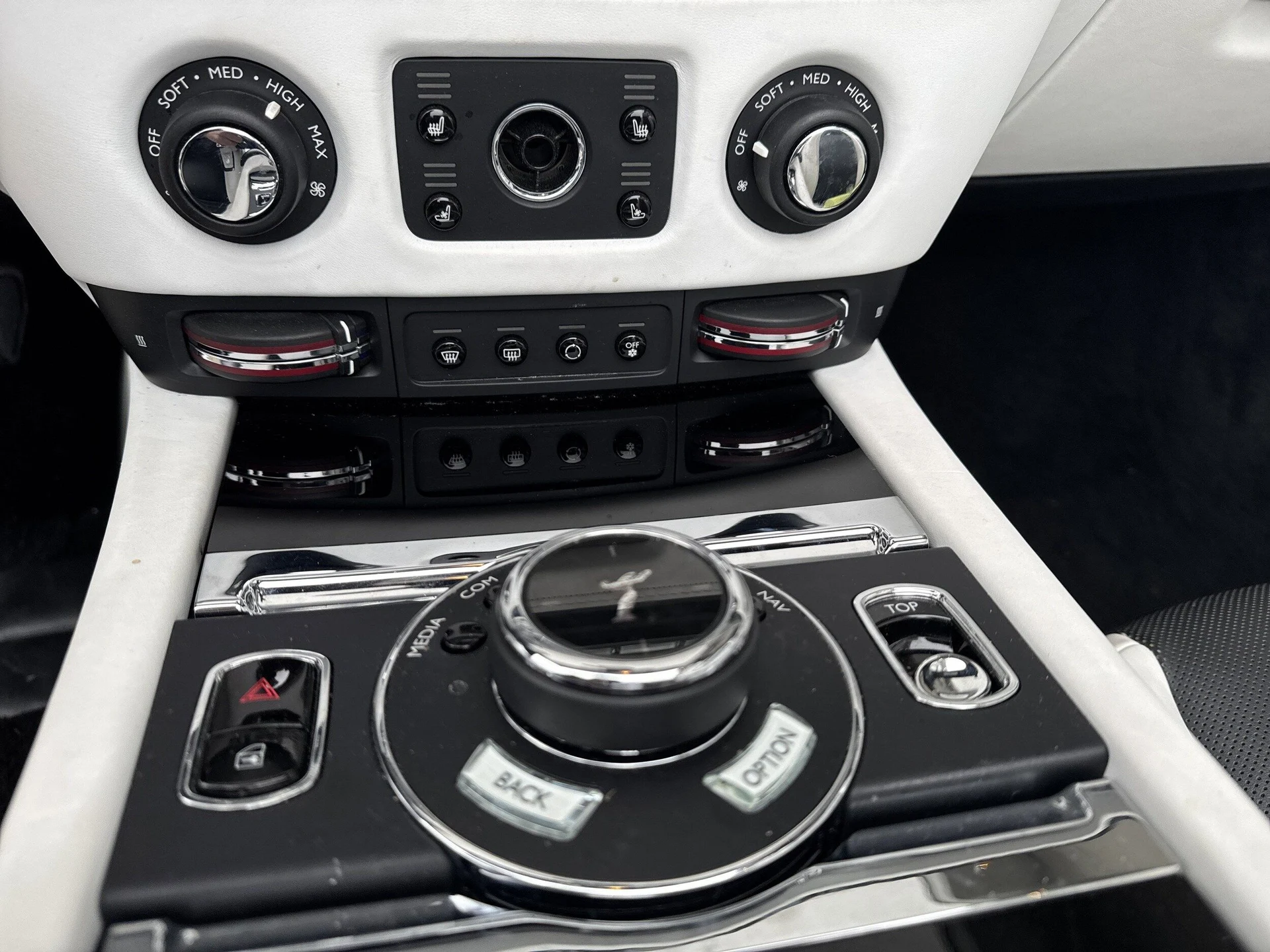 mph037_1519979208_b1a04601bdedc8ff7dd13fdd41caec0dx_7f95092e06