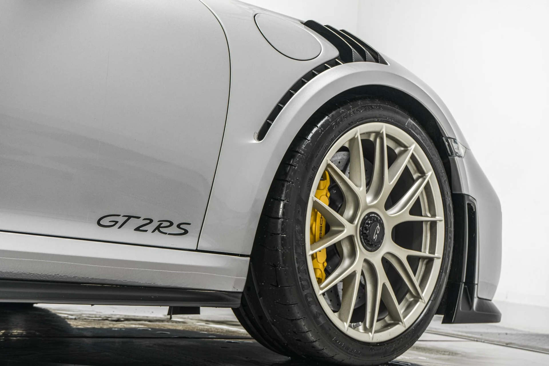 mph037_1521697671_Used_2018_Porsche_911_GT_2_RS_Weissach_Package_Low_Miles_Extended_Leather_Loaded_1769724918_87392befd4