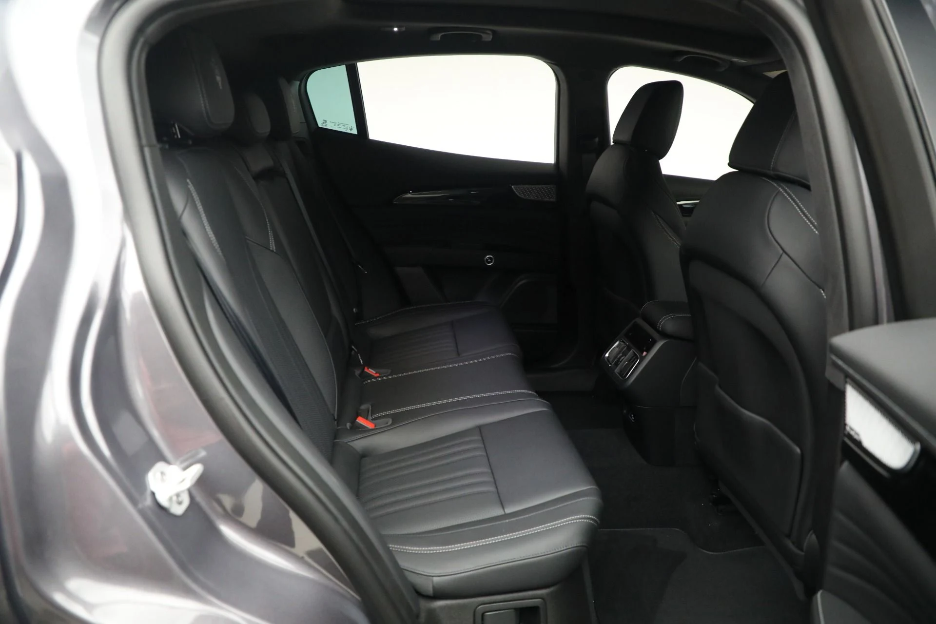 mph037_1525860290_New_2025_Maserati_Grecale_Folgore_124d2674b9