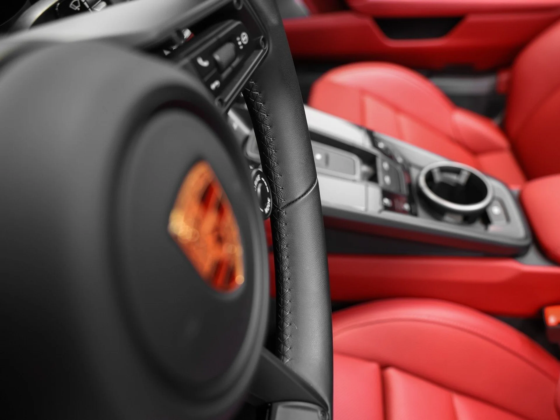 mph037_1529791737_38_2e091fe3ab