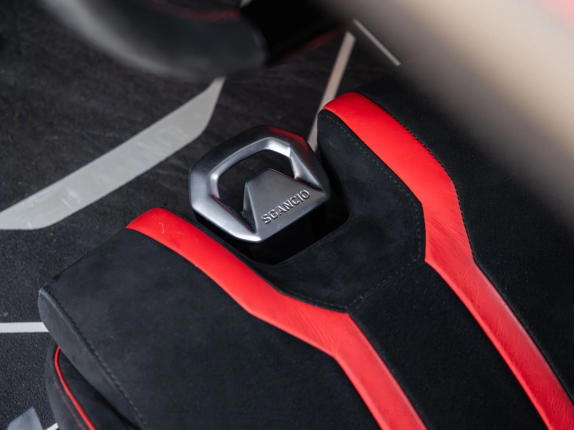 mph037_1533356444_38_d816c91db3