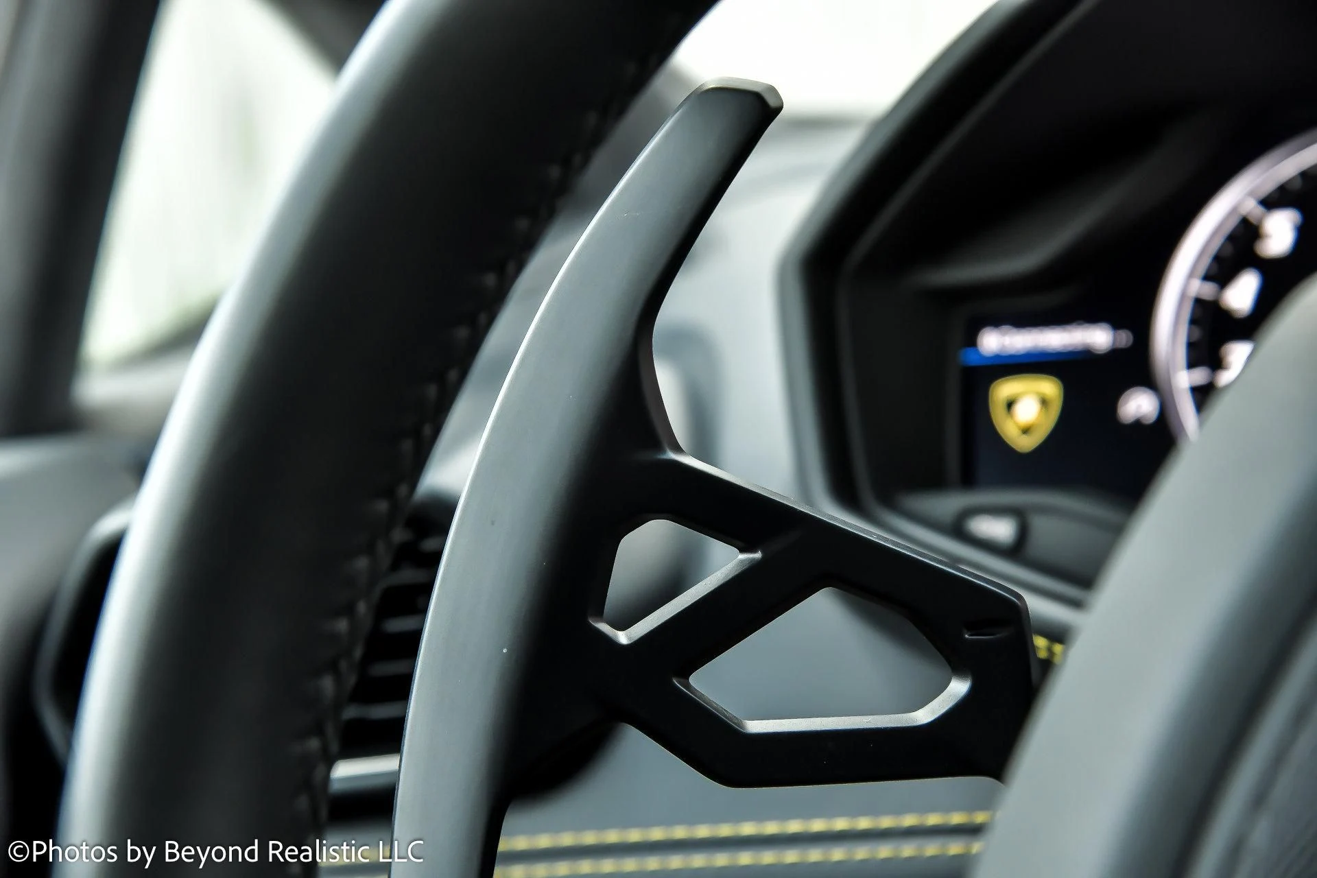 mph037_1538051590_Used_2019_Lamborghini_Huracan_LP_580_2_S_1766655572_cde9f661eb