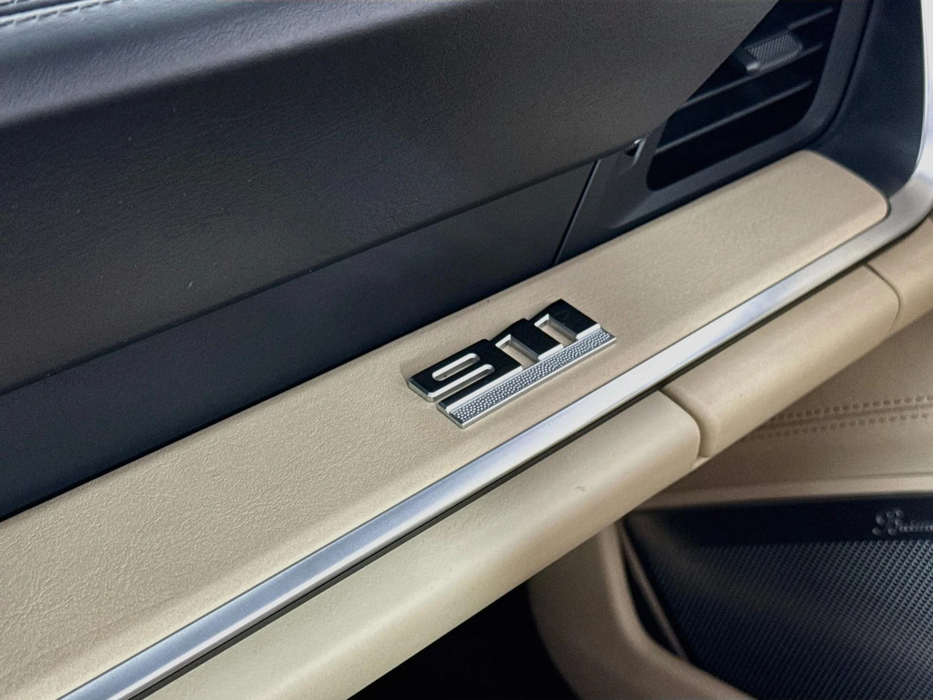 mph037_1539299859_Used_2021_Porsche_911_Turbo_S_1787123365_2d4fa19d0c