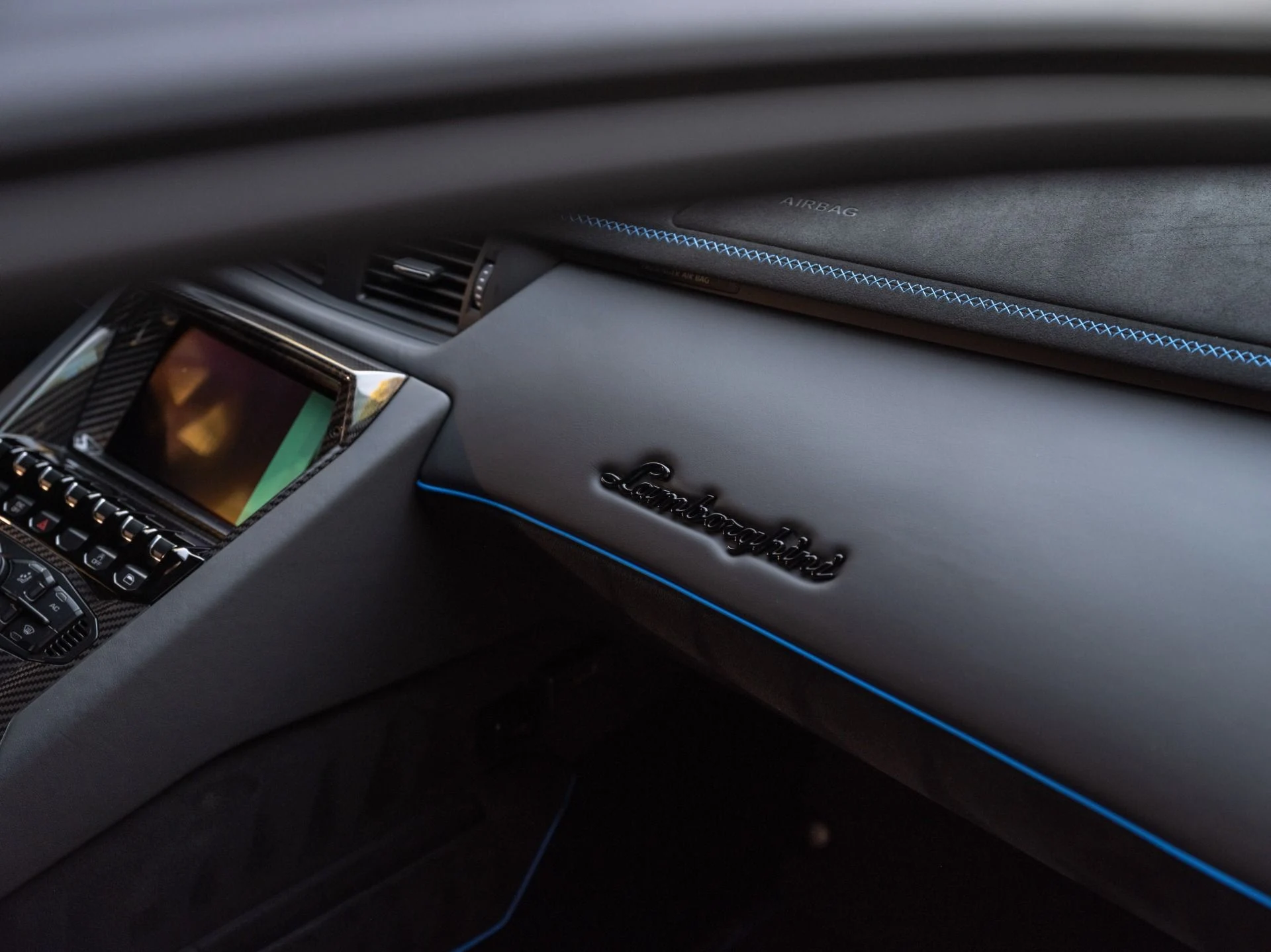 mph037_1541109163_Used_2020_Lamborghini_Aventador_LP_770_4_SVJ_1785437800_dd385fce13