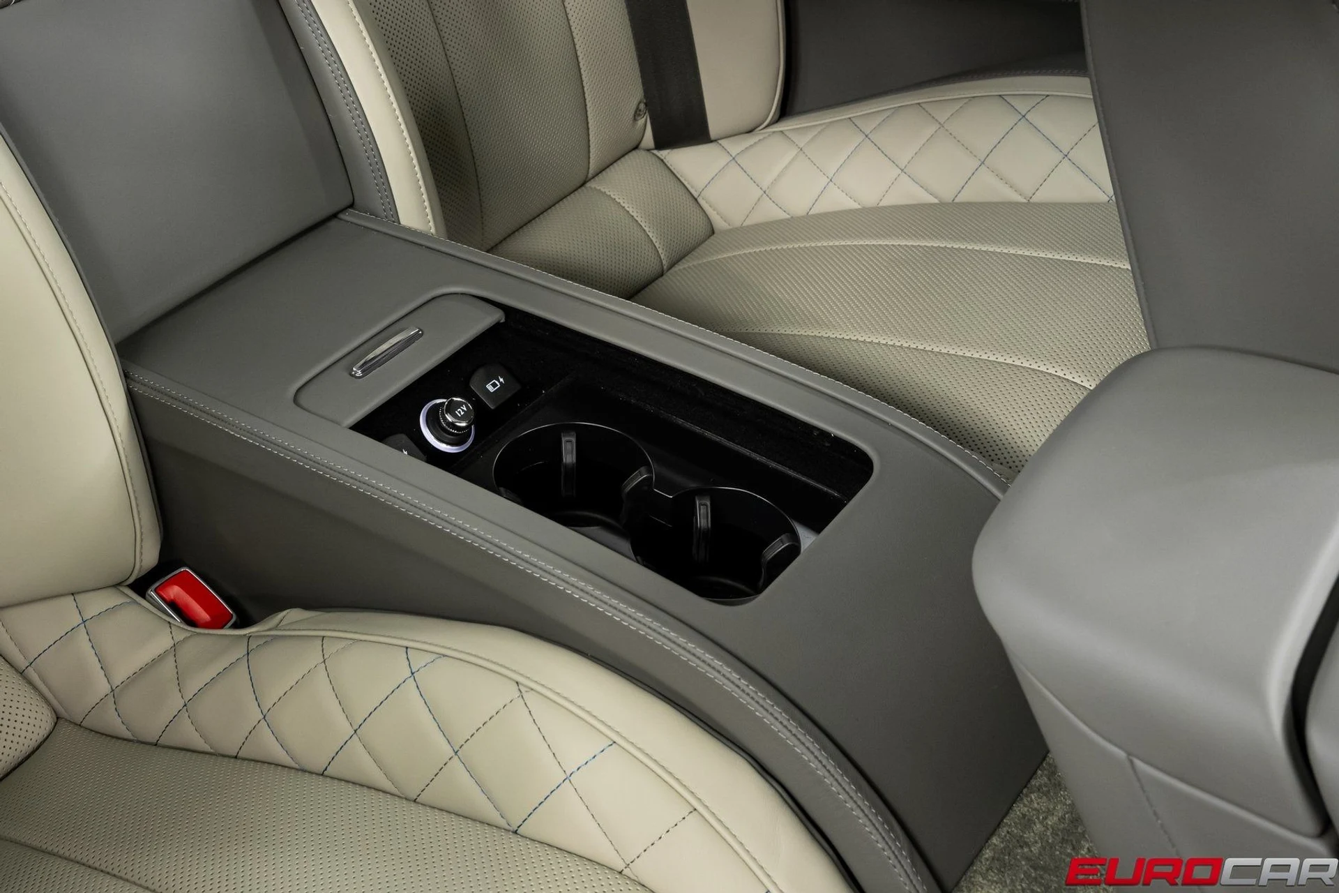 mph037_156821471_image_38_24116730ab