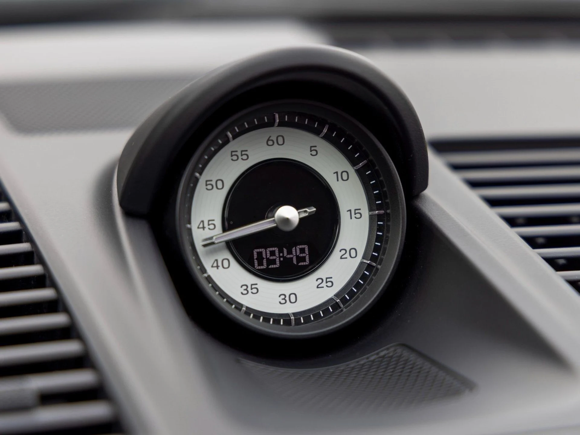 mph037_1575073528_38_9b2ff76349