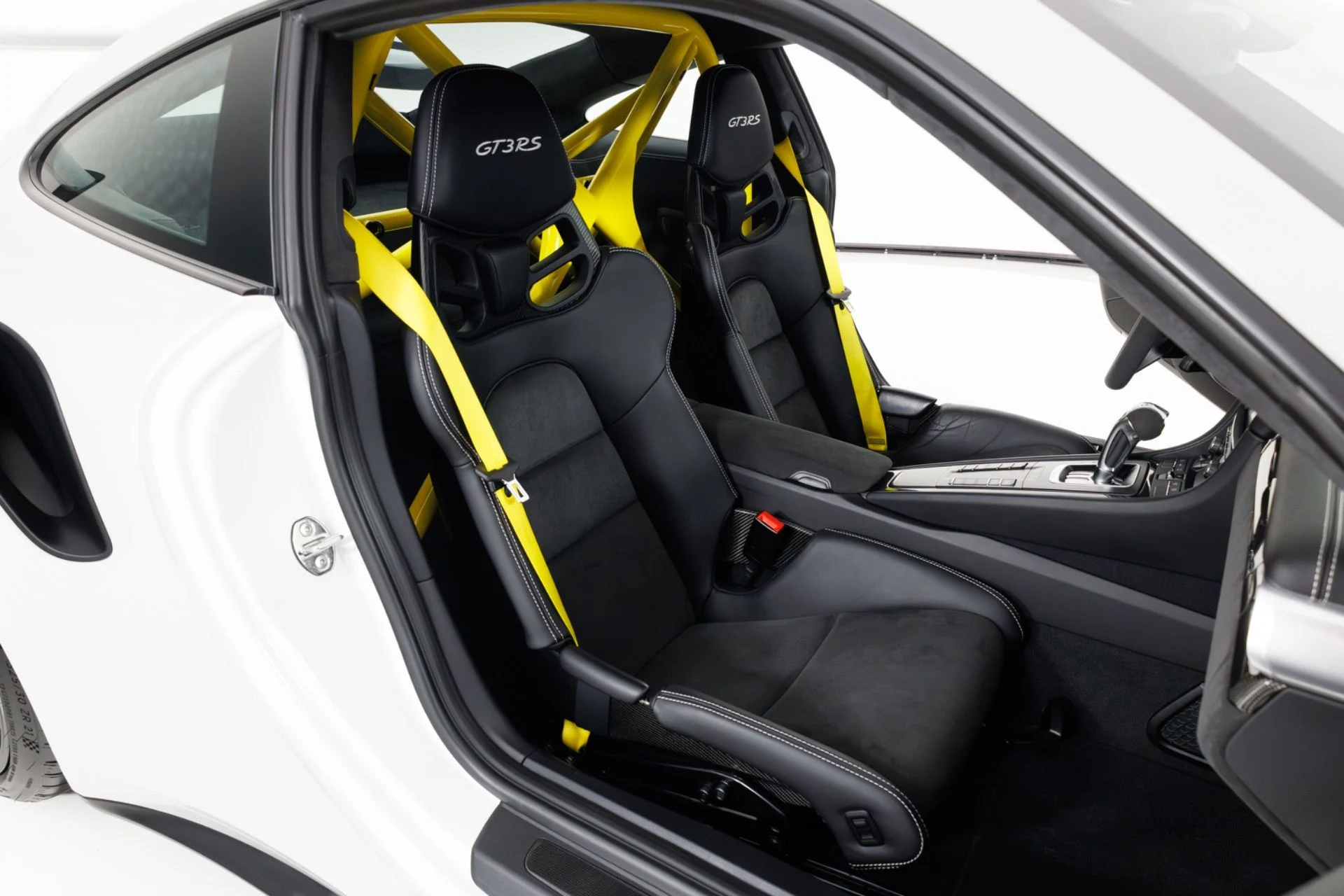 mph037_1578773873_Used_2016_Porsche_911_GT_3_RS_1775150685_c8909c73fb