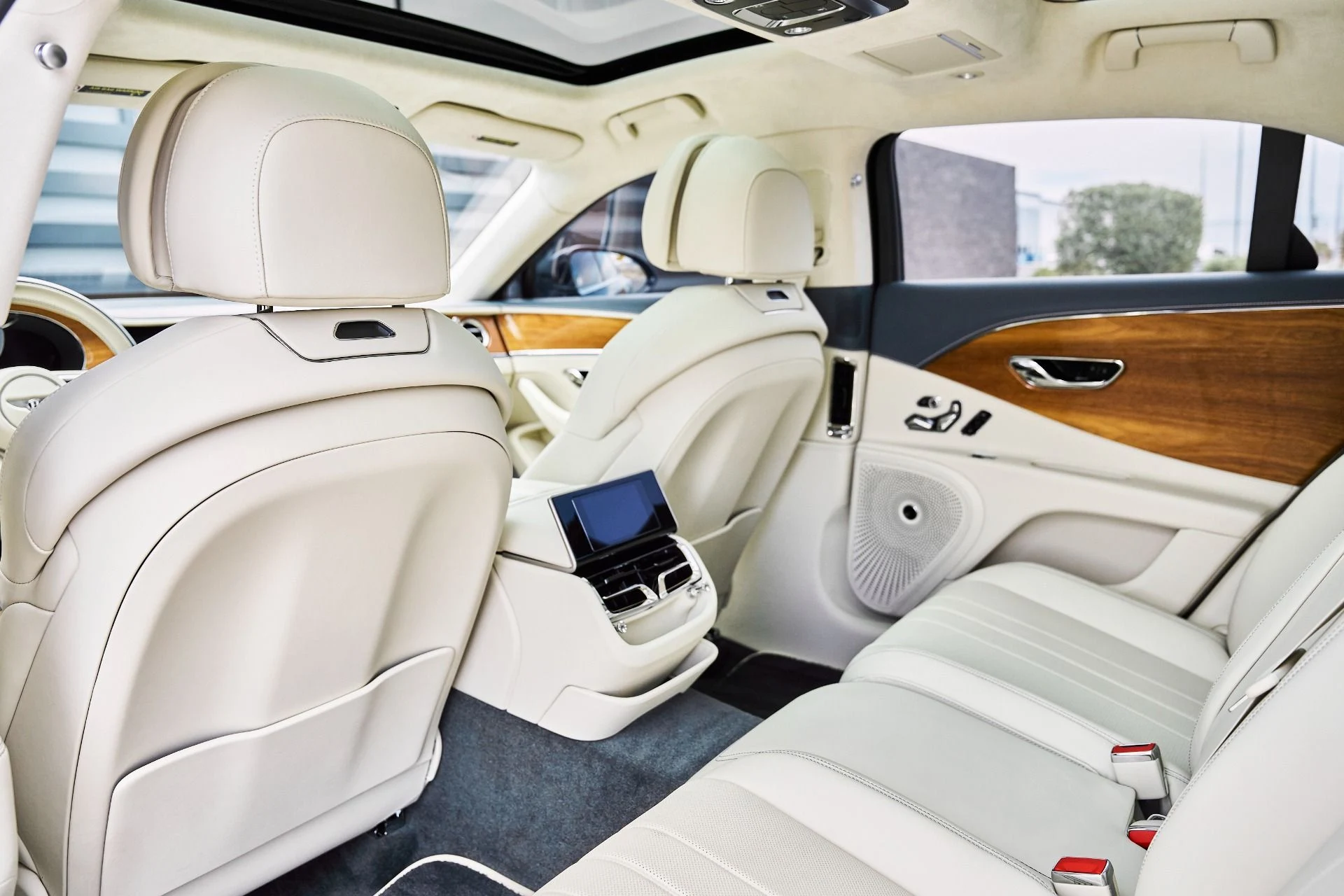 mph037_1579990519_Used_2021_Bentley_Flying_Spur_V8_1779867090_2881c3fd69