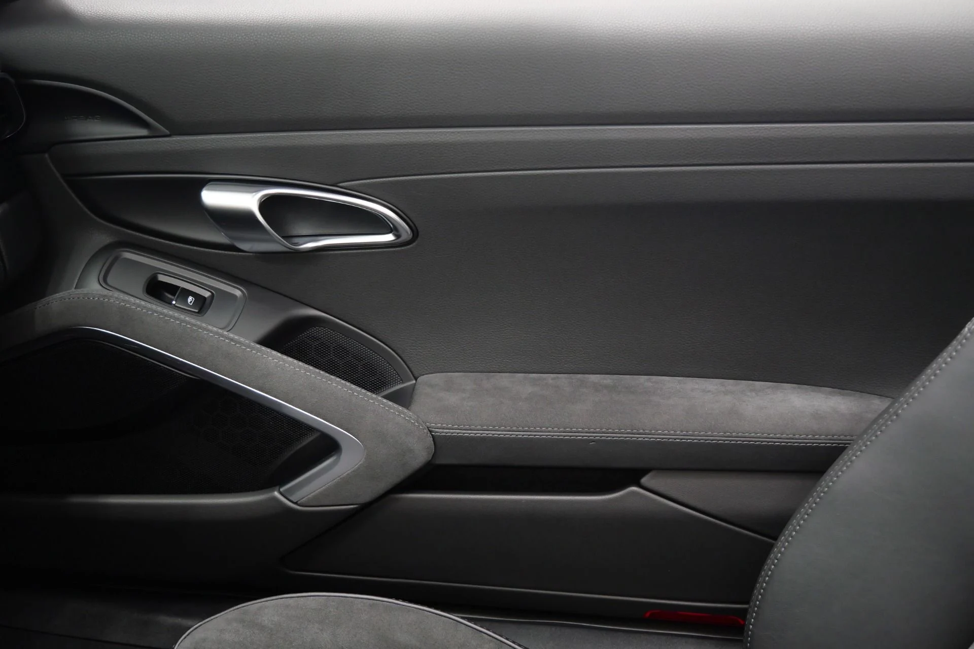 mph037_1580246651_Used_2018_Porsche_911_Targa_4_GTS_Low_Miles_Rare_GT_3_RS_Paint_Color_1773938313_0528235567