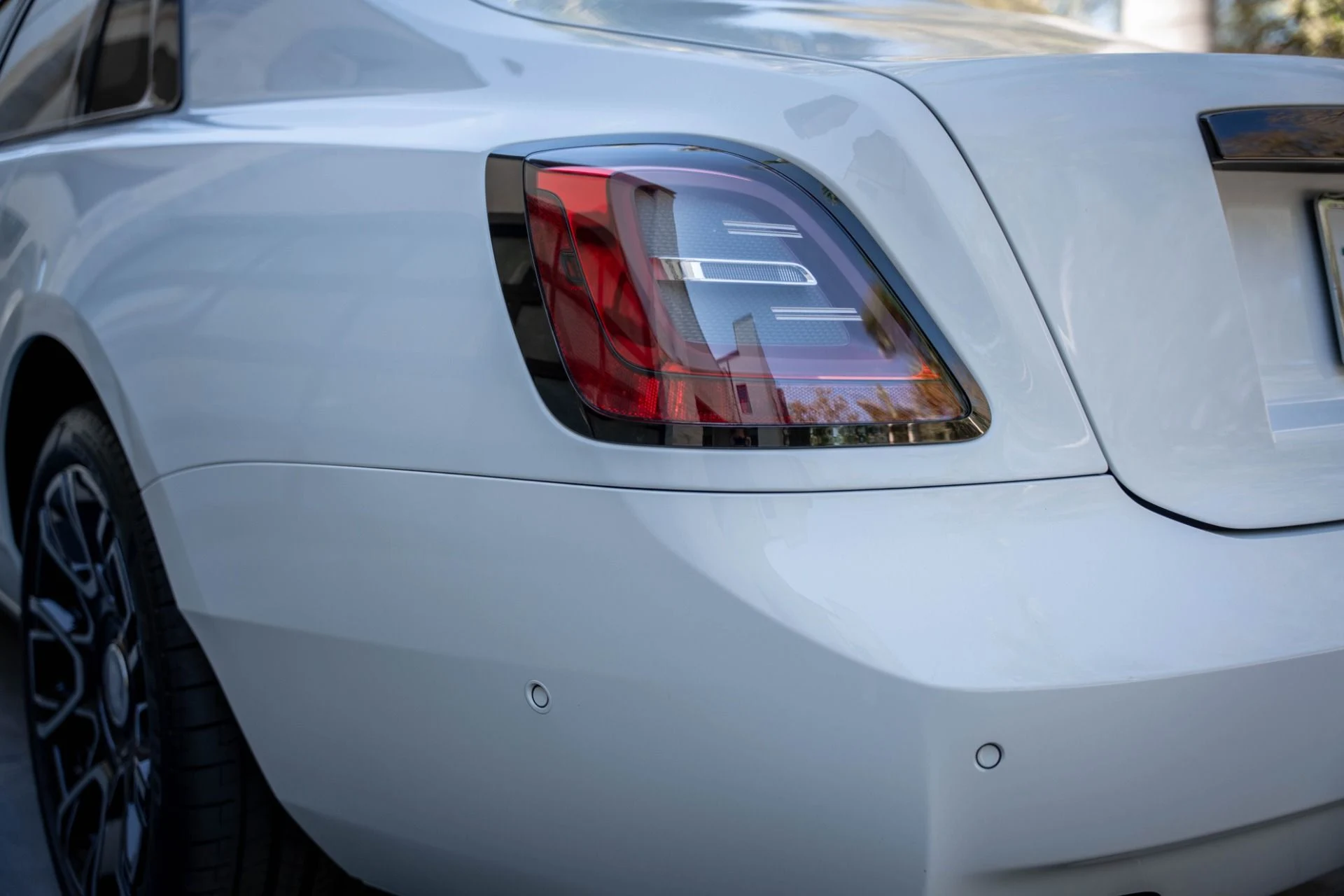 mph037_1589562733_Used_2022_Rolls_Royce_Black_Badge_Ghost_1772144712_b48bf6c93b