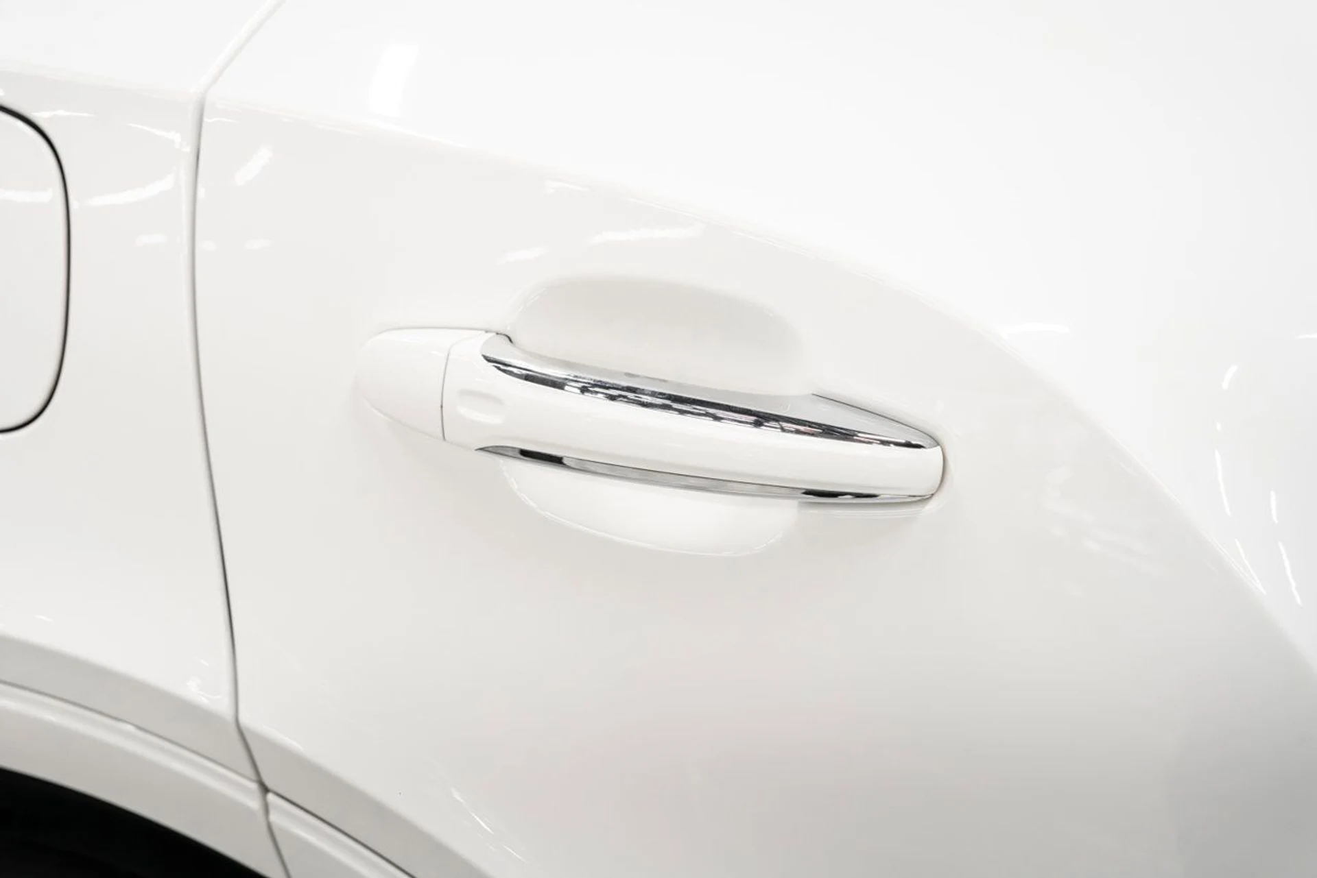 mph037_1598664822_bentley_bentayga_2019_70c5c30a99