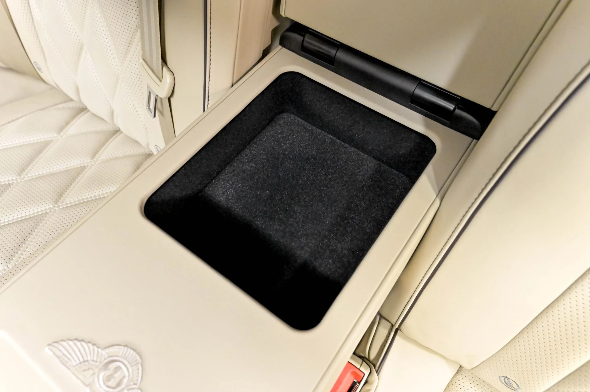 mph037_1608913123_Used_2015_Bentley_Flying_Spur_W12_1784214578_972ada7086
