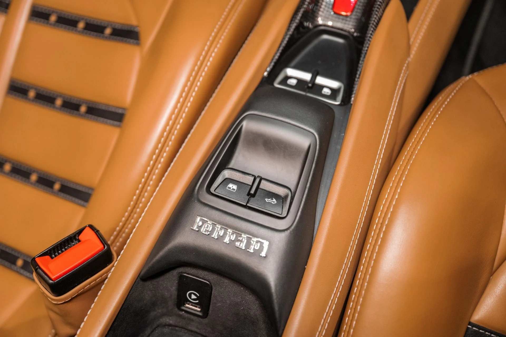 mph037_1609258398_Used_2023_Ferrari_F8_Spider_1771864682_784907502b