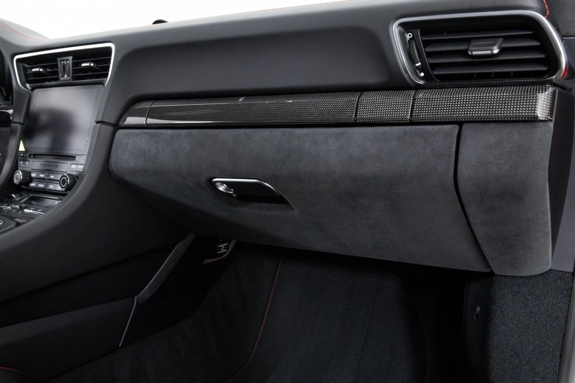 mph037_161612411_Used_2019_Porsche_911_GT_2_RS_1761868486_6115313c3b