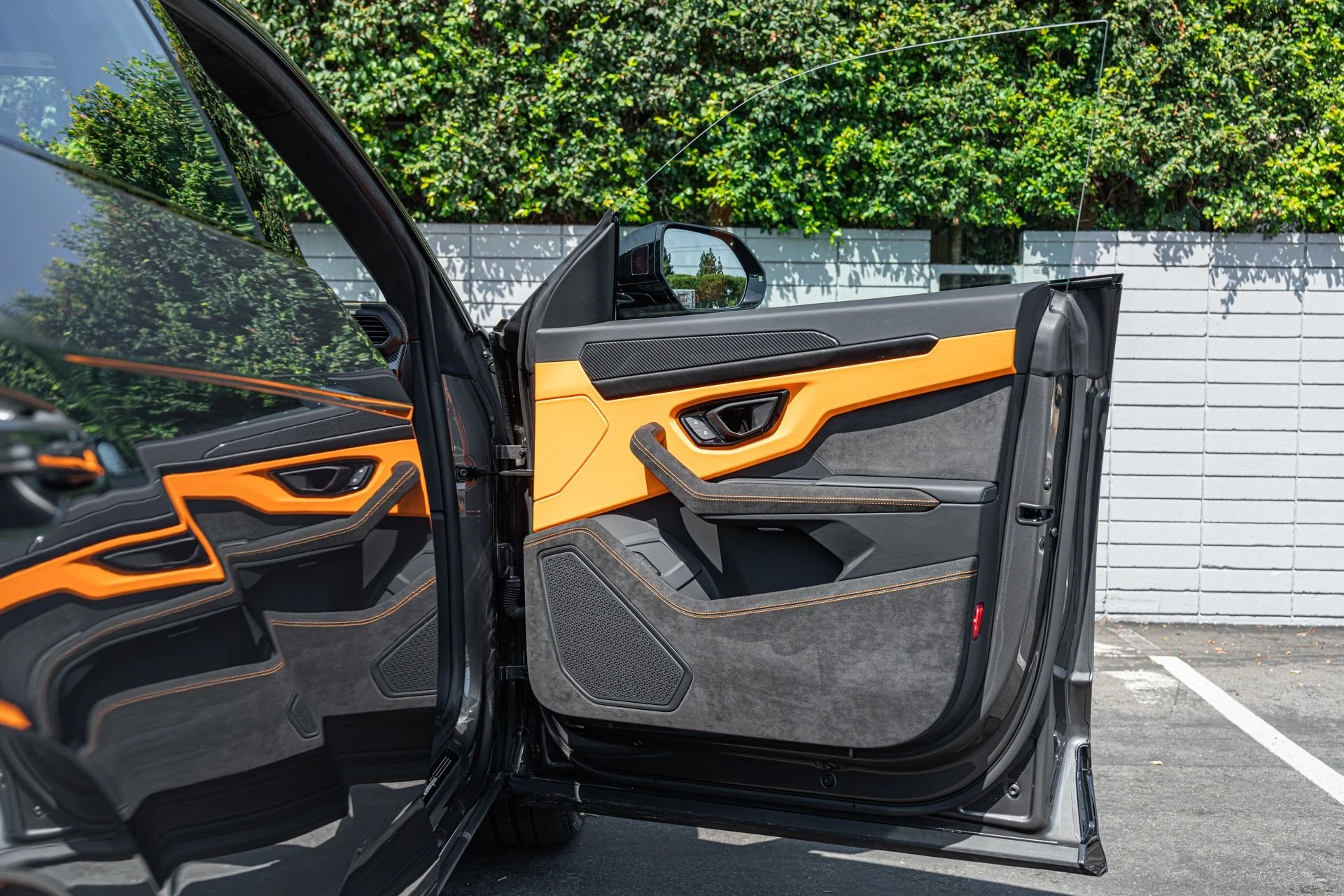 mph037_1616882893_Used_2024_Lamborghini_Urus_S_1755026189_77c4f36fd5