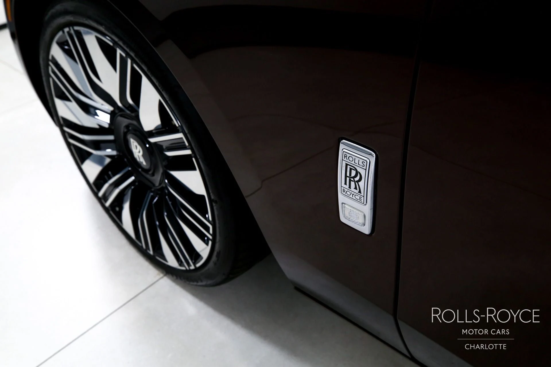 mph037_1617465620_Used_2026_Rolls_Royce_Ghost_1782835790_b266d1dd6a