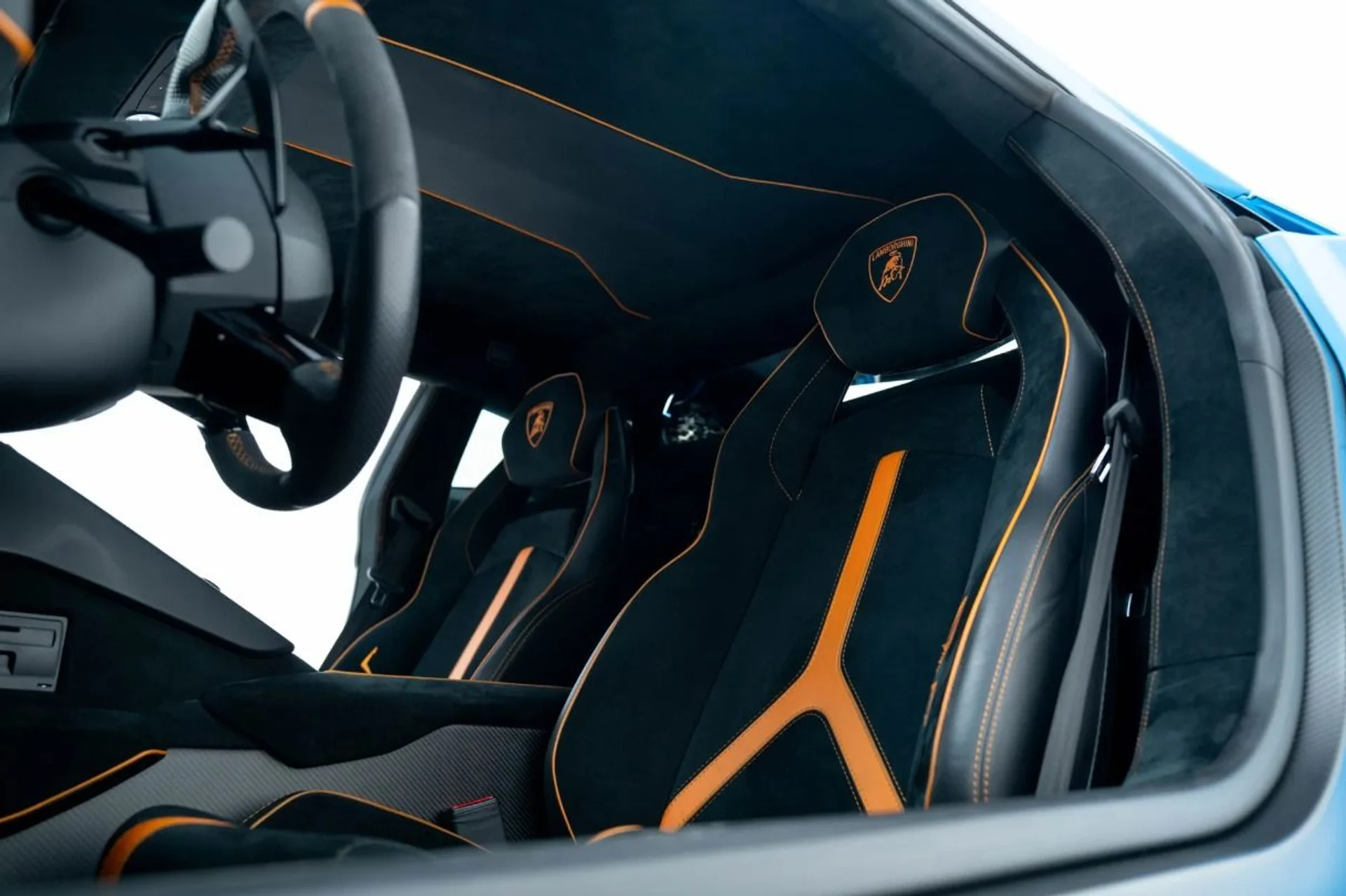 mph037_162835019_Used_2017_Lamborghini_Aventador_SV_1786551969_a97a7b04db