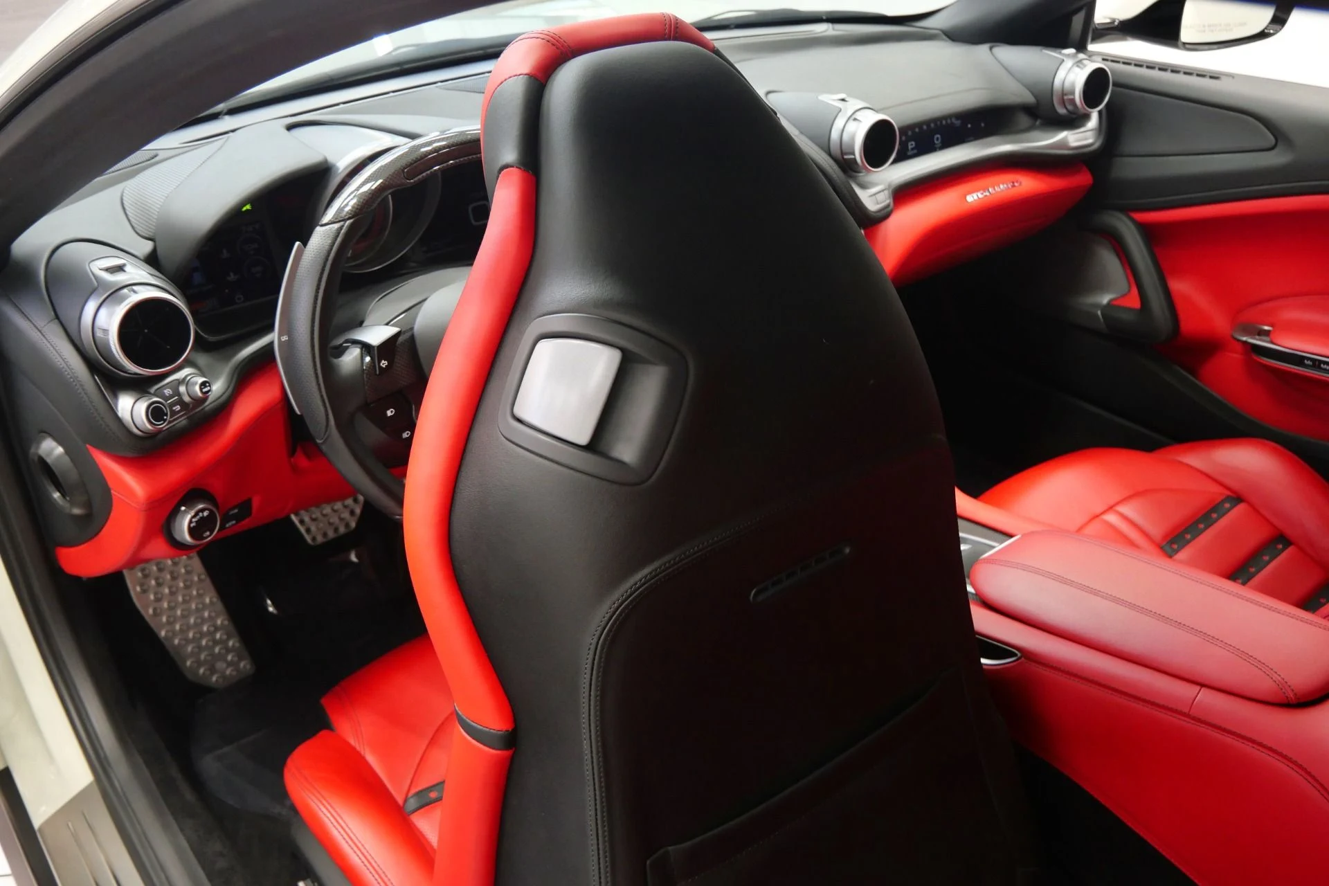 mph037_1631357262_Used_2017_Ferrari_GTC_4_Lusso_V12_Power_Heated_and_Ventilated_Daytona_Seats_1780598649_4d71ce48b8