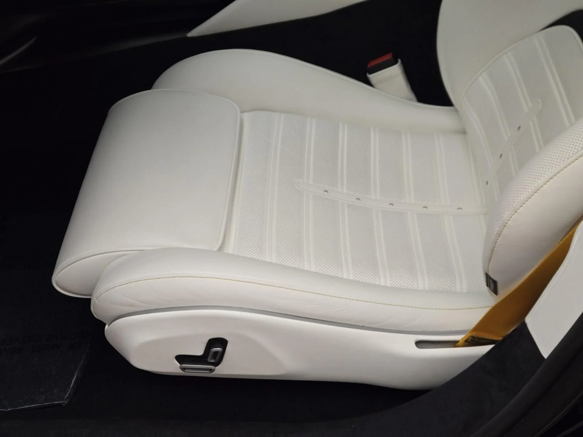 mph037_1638411323_Used_2025_Ferrari_Purosangue_1768891642_cb34435d8f