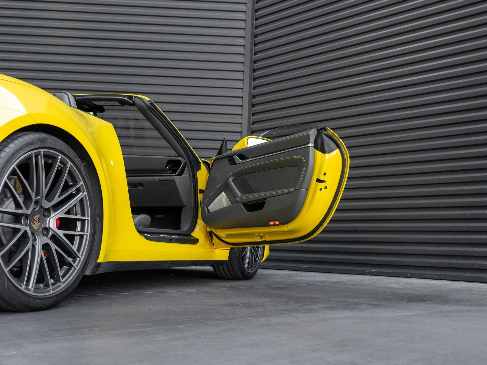 mph037_1661435_38_a1a12bb344