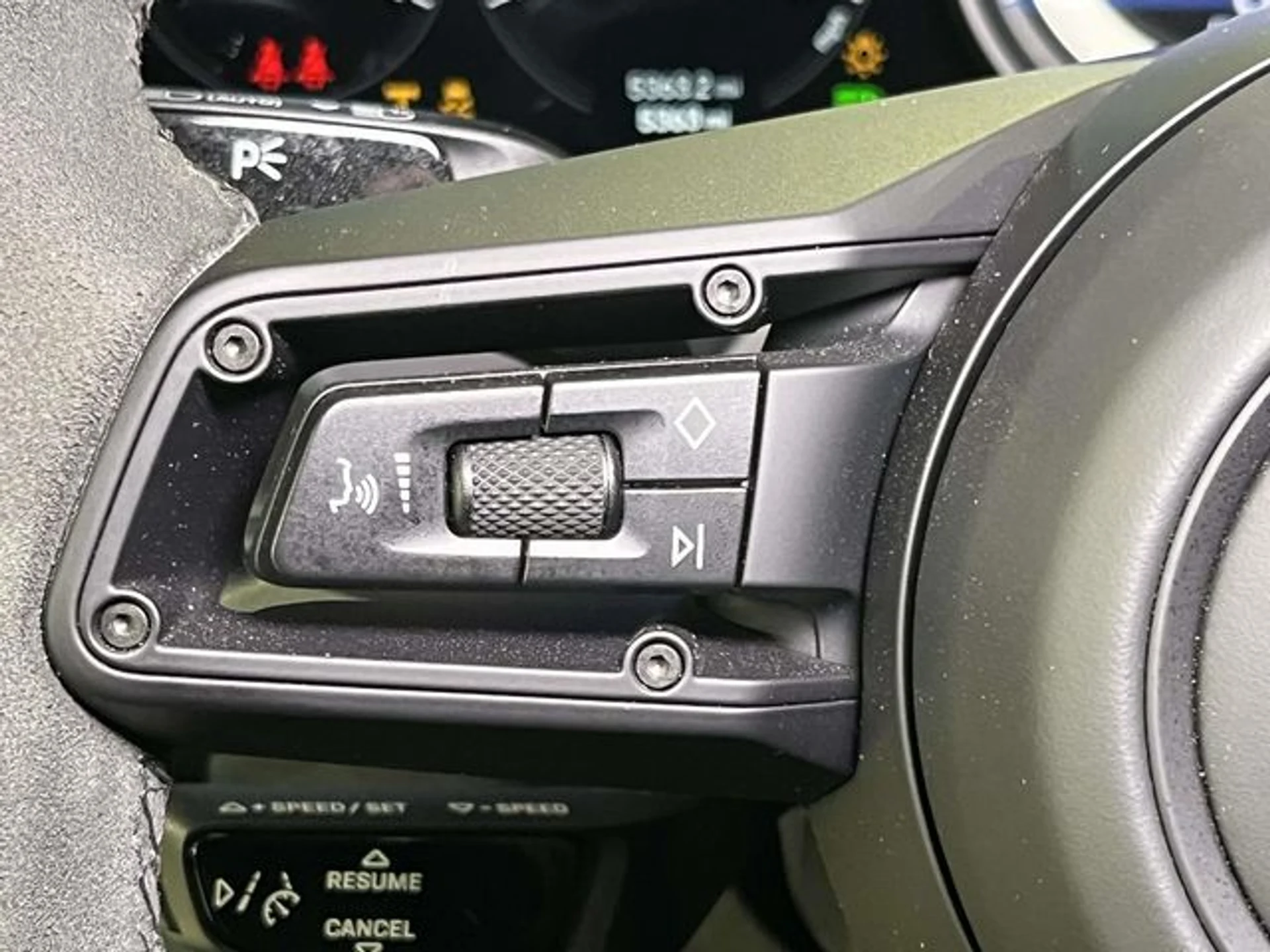 mph037_1661987289_409be42e5b13b5c9a5396538b3a3454bx_2abc98f810