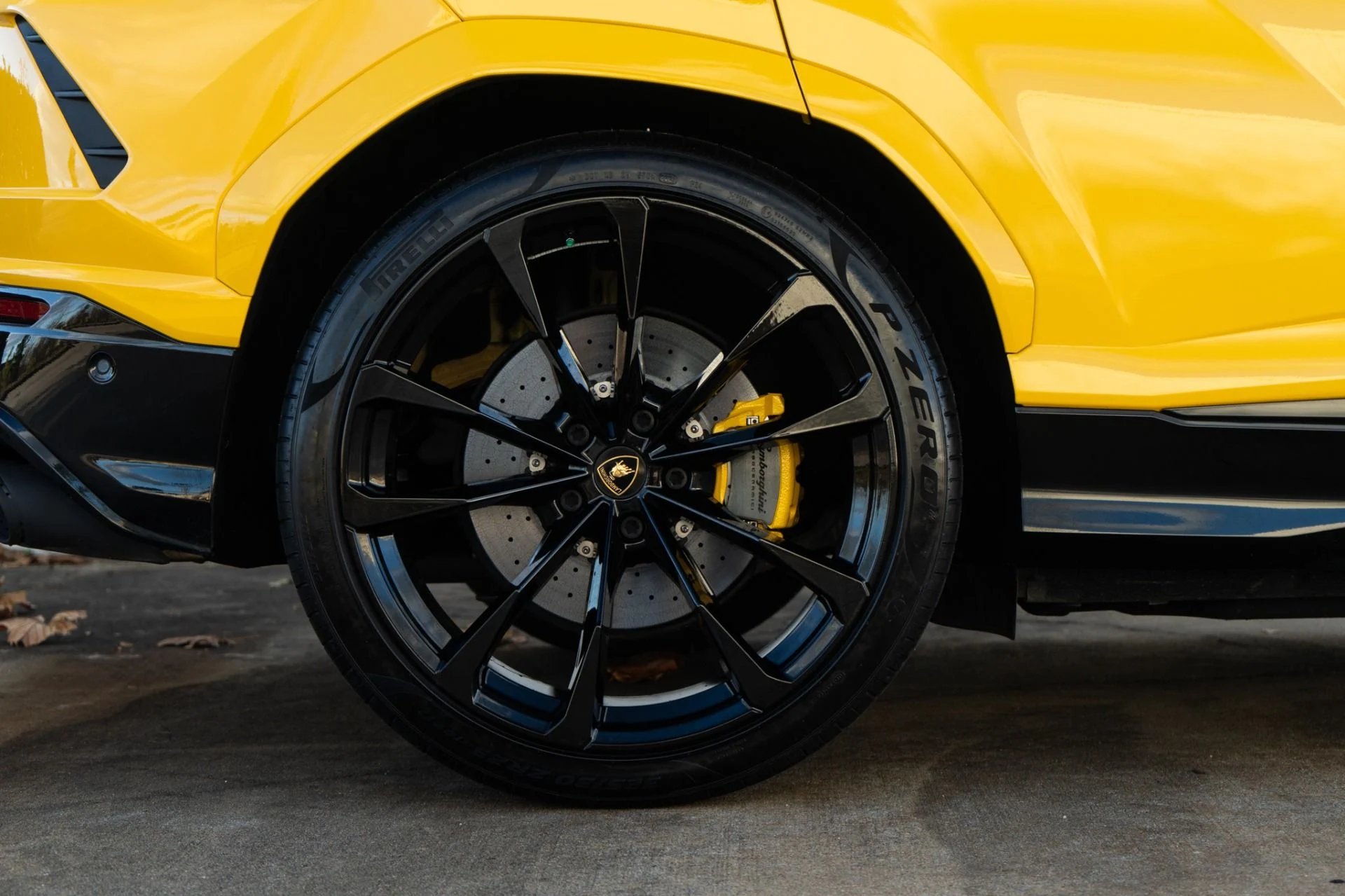 mph037_1666585252_Used_2021_Lamborghini_Urus_1770743377_d4badf3e36