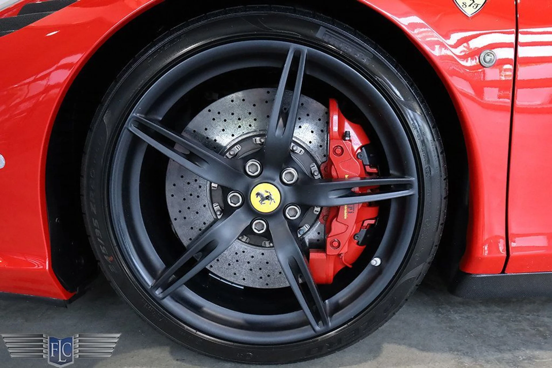 mph037_1667850807_used_2014_ferrari_458_speciale_9689_22821397_38_1024_41af975880
