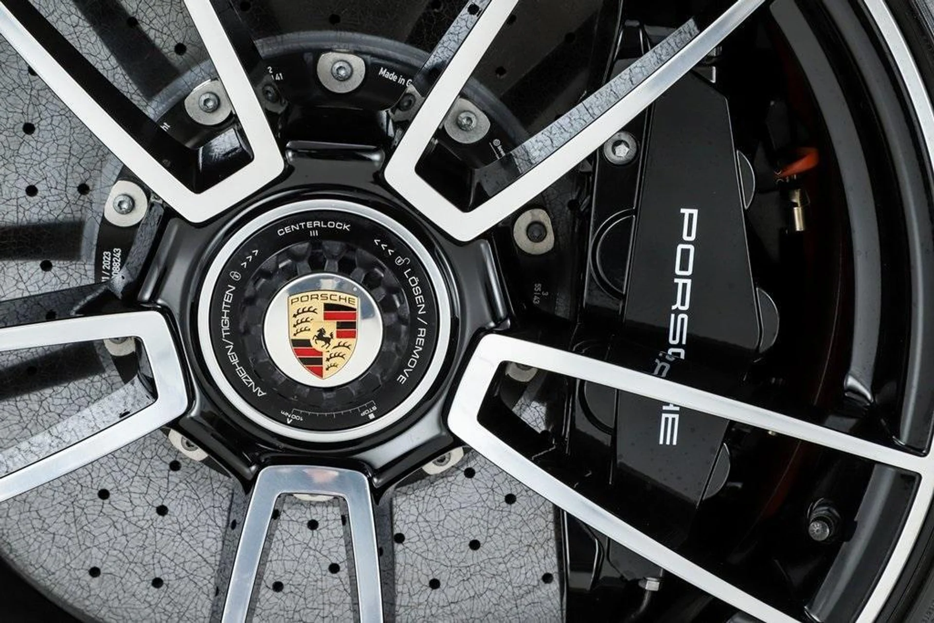 mph037_1677061970_d_HK_Bg7c9d06_It14i_K_Mbc_NI_Fp_Qf_A_4af36b183d