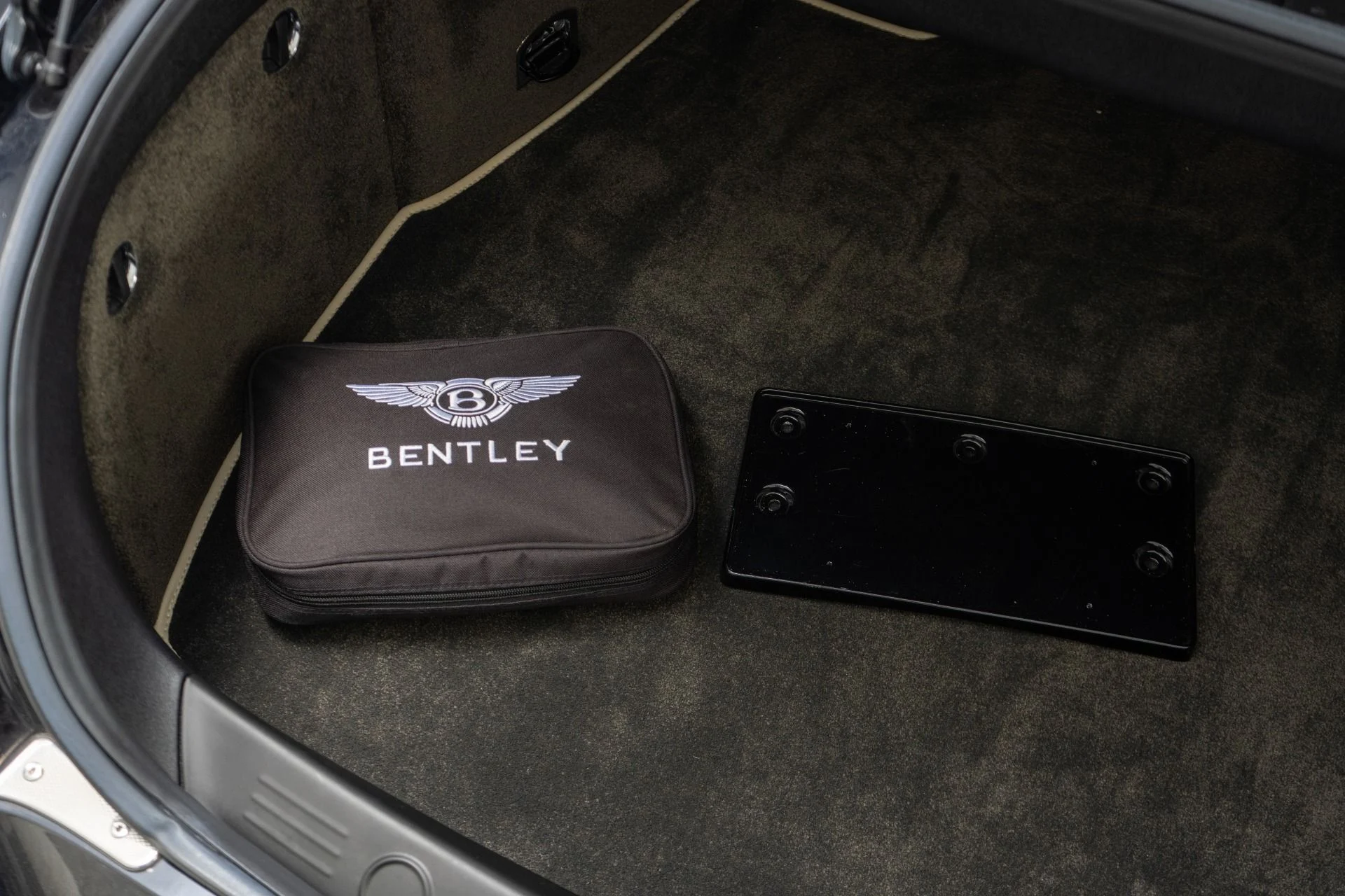 mph037_1685382508_Used_2014_Bentley_Continental_GTC_V8_S_Launch_Specification_Mulliner_Driving_Specification_1779473294_7801f27a0d