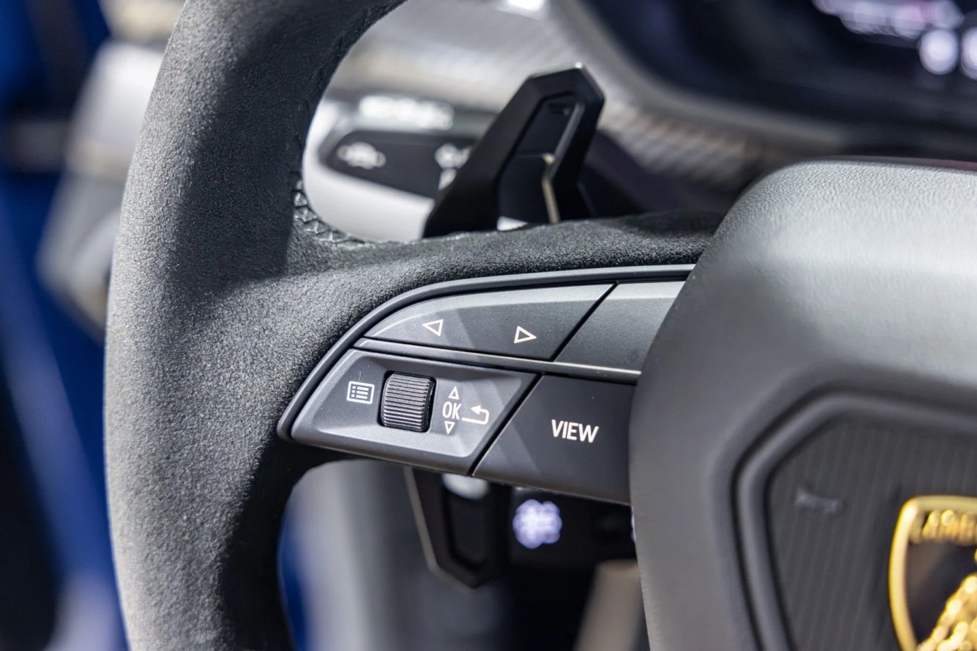 mph037_1694350846_Pw_888828ecda