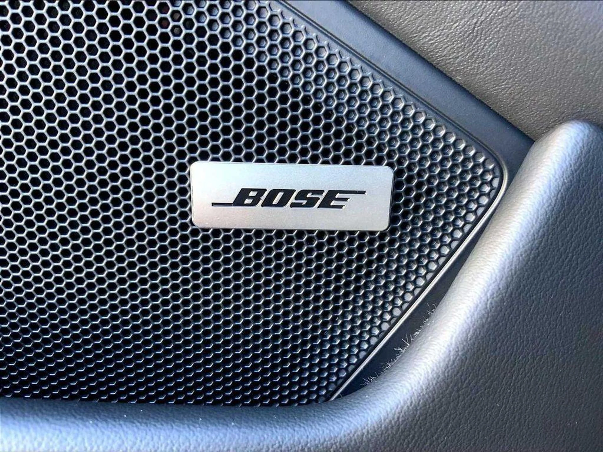 mph037_1711289715_m_K0_BDJY_On_Dg_AA_1w_It_m_IWZ_Lrfx_Y_0888f64b71