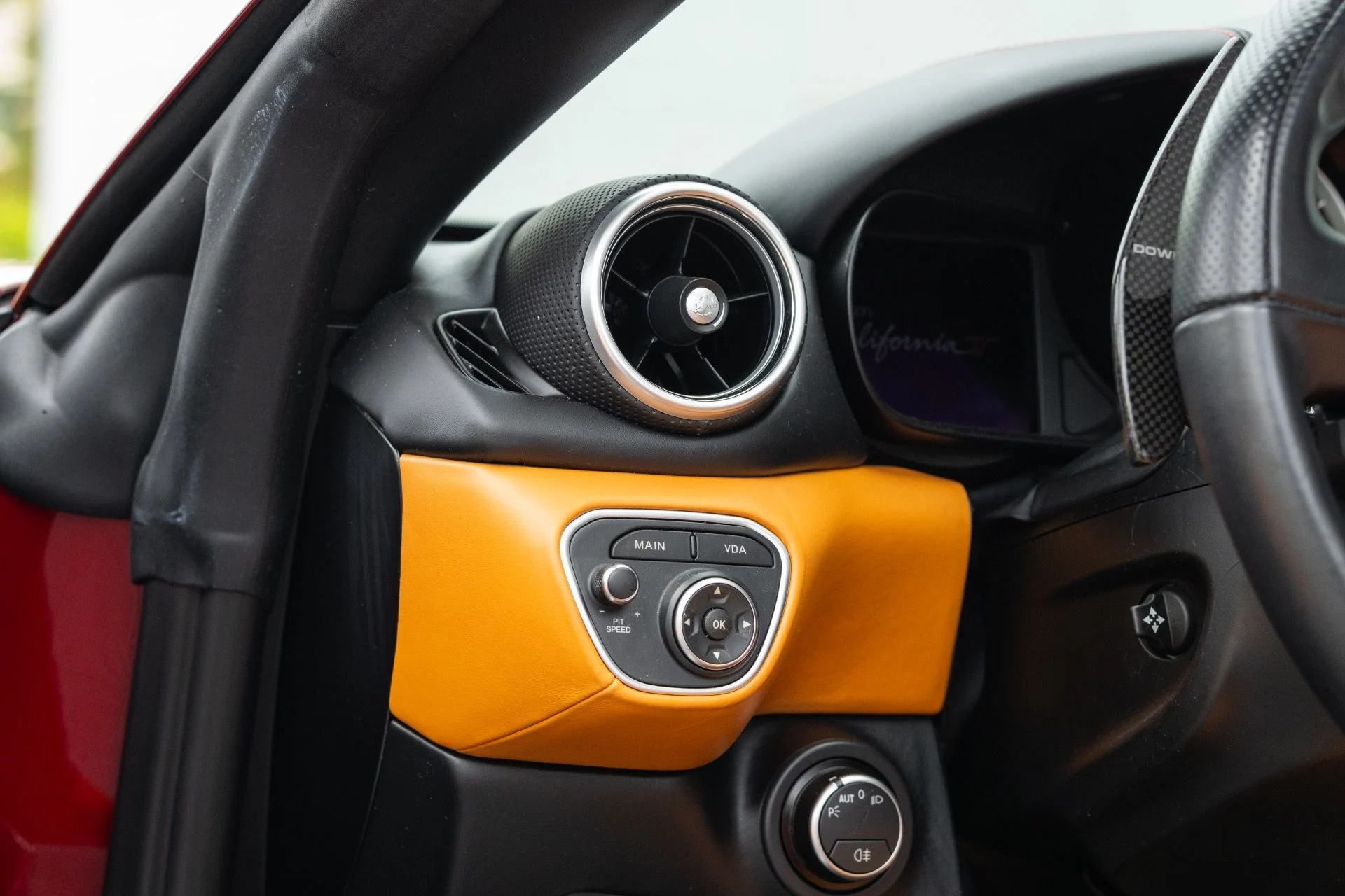 mph037_173712974_Used_2015_Ferrari_California_T_1773337239_7ef9e94bae