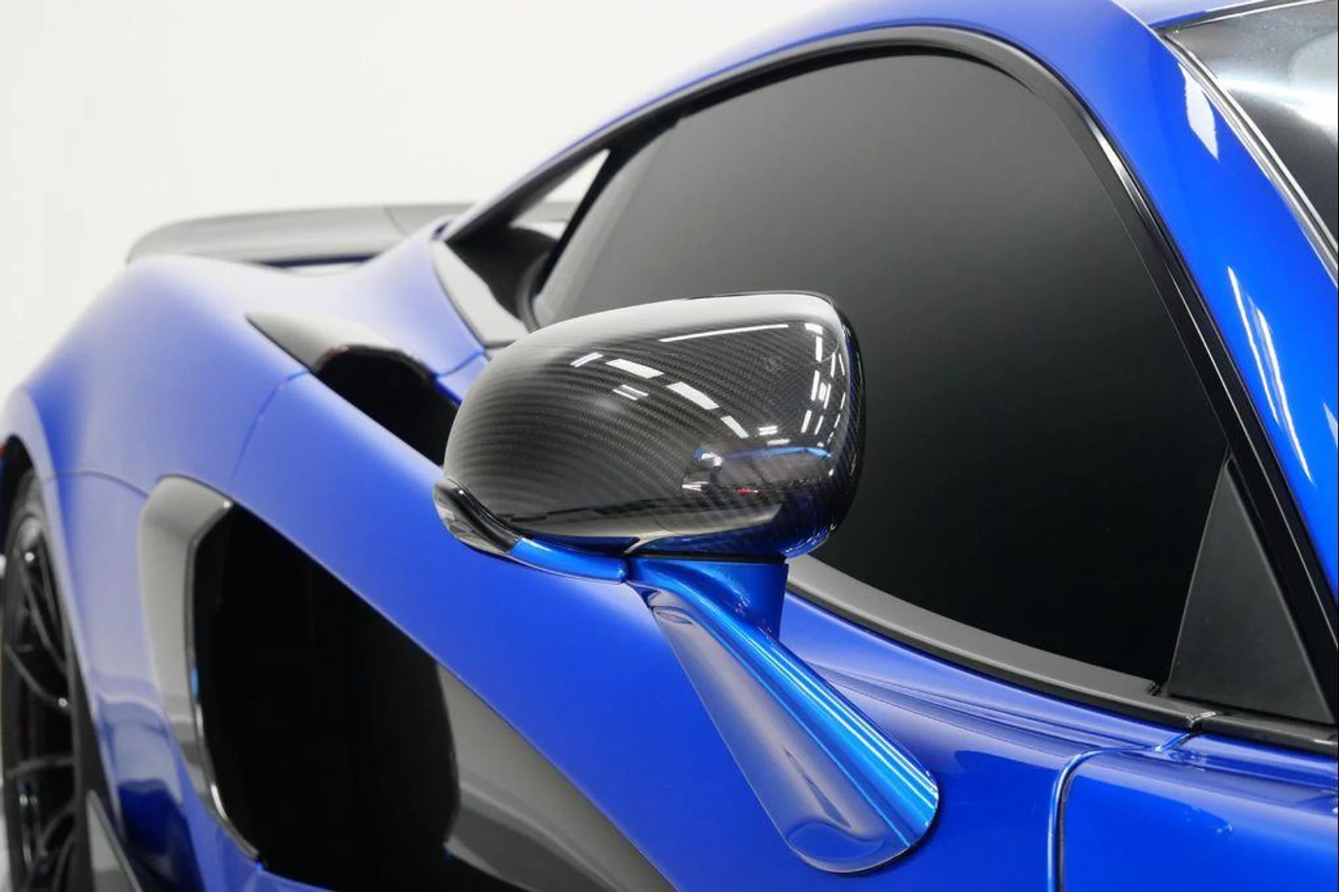 mph037_1738313573_Olf_Lmib2j_Pf_Cv6_Ua_R_Wc_L_Bgda_Dj_Q_481e4d40d5