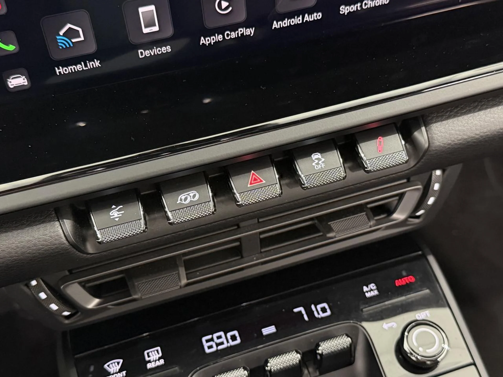 mph037_174379422_5dfcdcec2780732b9ae1ce473c36d26f_203402a94a