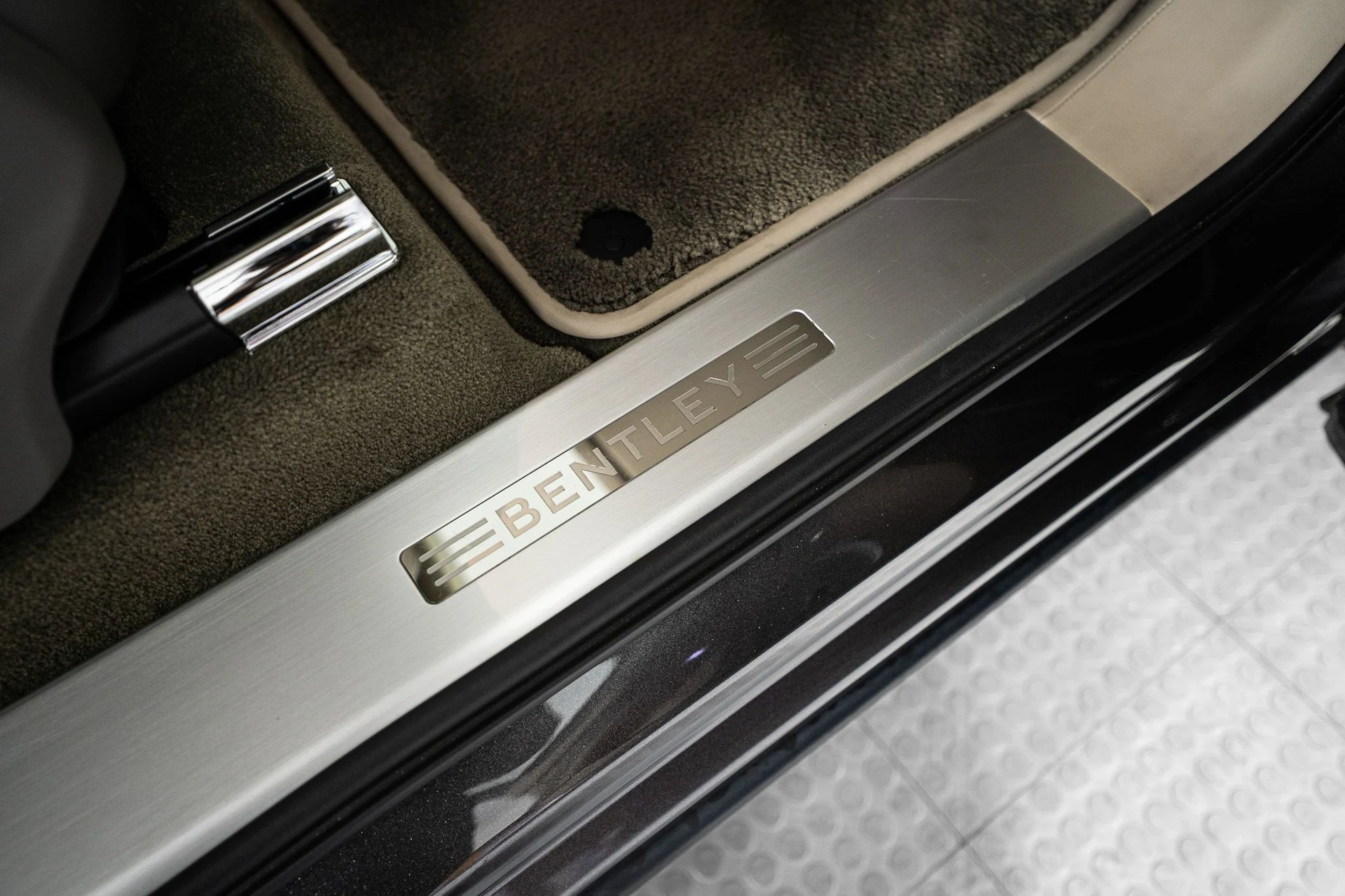 mph037_1746359272_5006f533_1b0d_4838_aca6_d4c794d8e781_cae465be6a