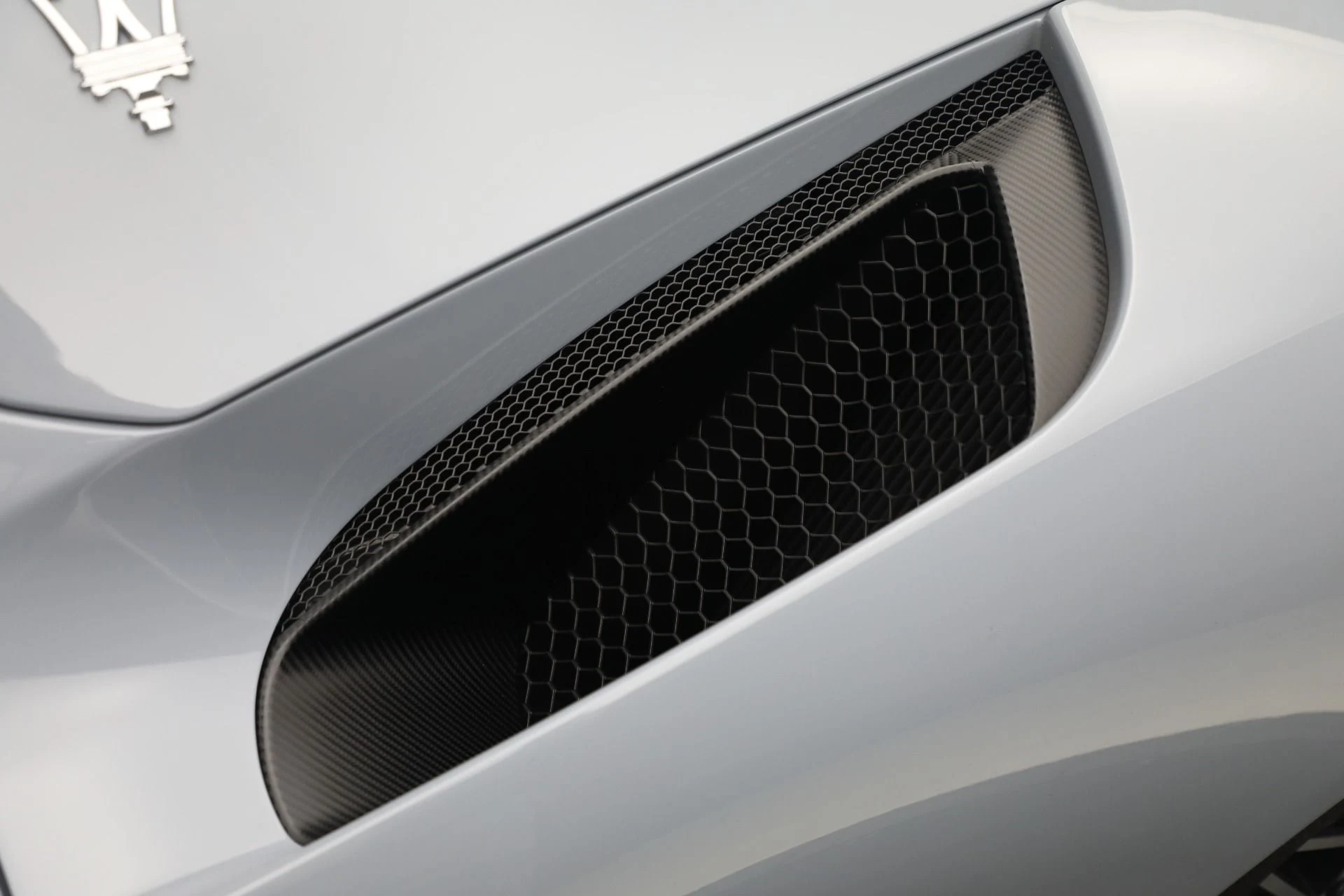 mph037_1749093959_Used_2023_Maserati_MC_20_Cielo_bdefff1fc7