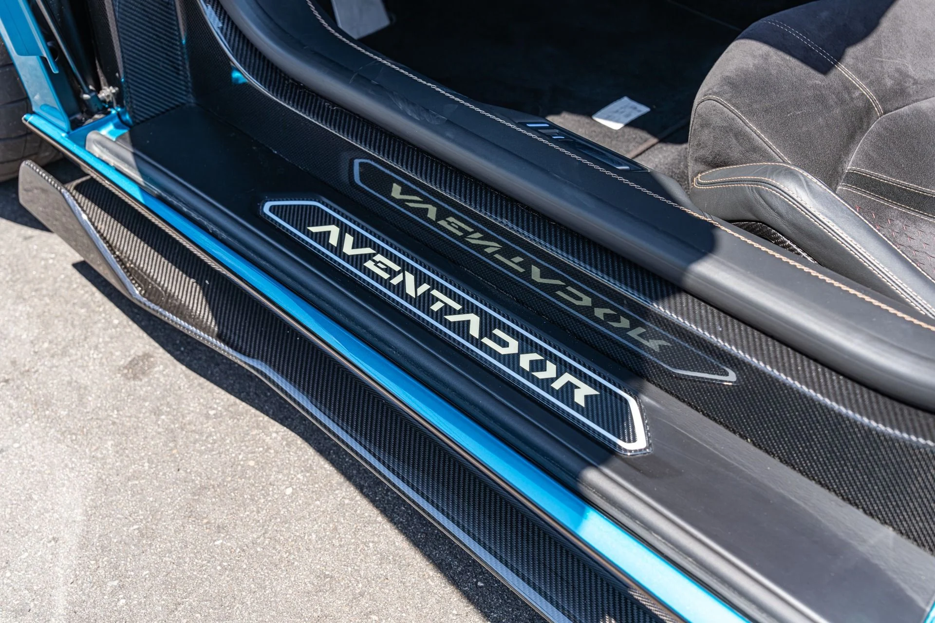 mph037_1750935905_Used_2022_Lamborghini_Aventador_LP_780_4_Ultimae_1755037008_e14c723386