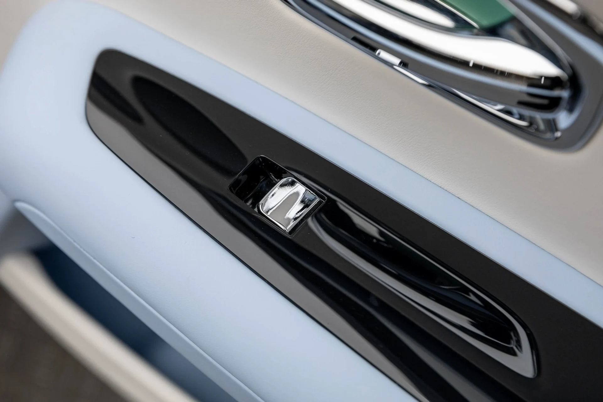 mph037_1763910898_38_f188b99fb8