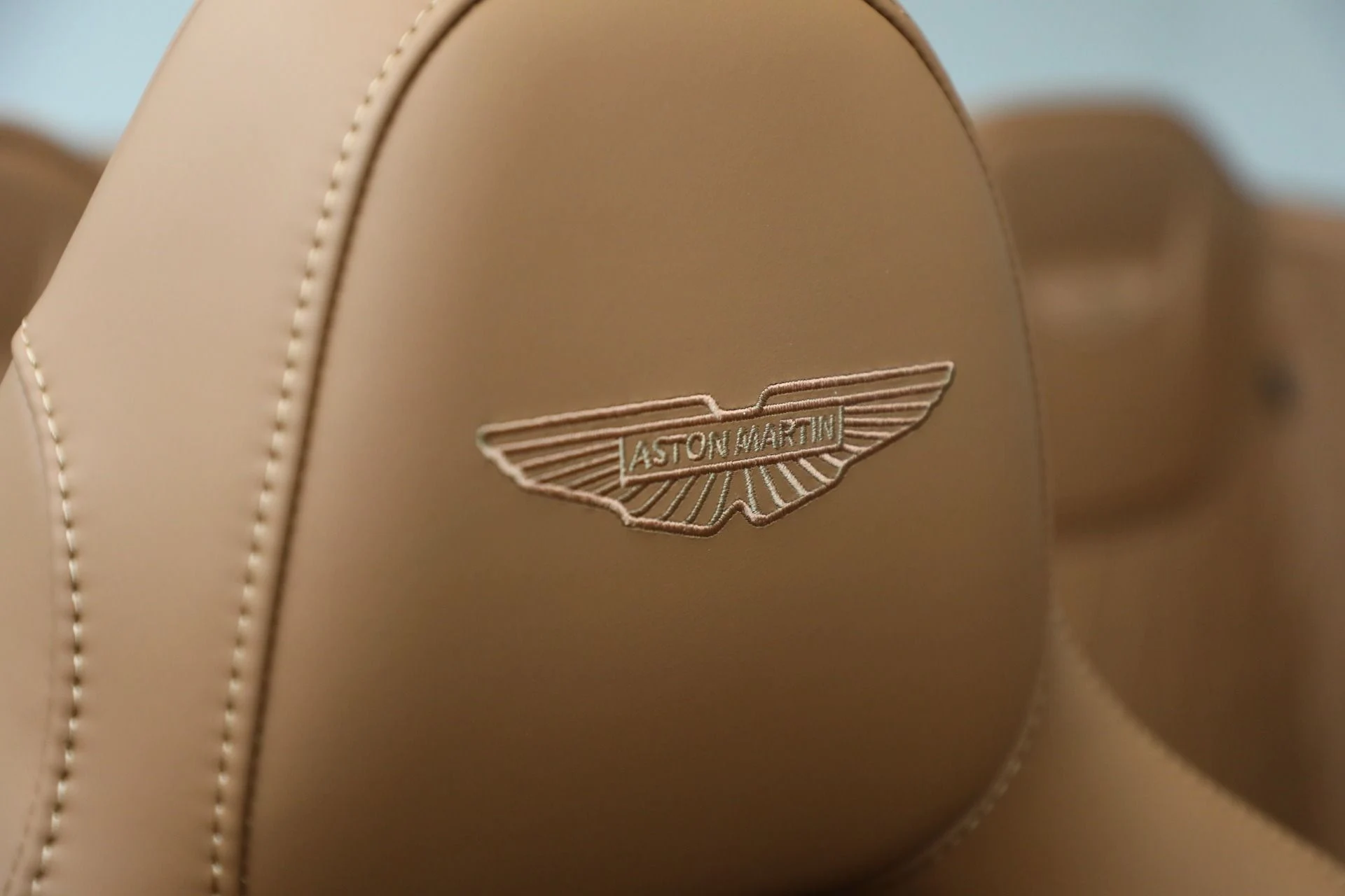 mph037_1771942417_New_2025_Aston_Martin_DB_12_Volante_d216b7e967