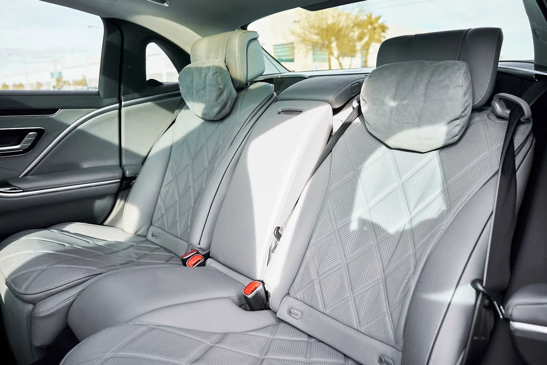 mph037_1784143073_Used_2021_Mercedes_Benz_S_Class_Maybach_S_580_1771643108_6206d7bad7