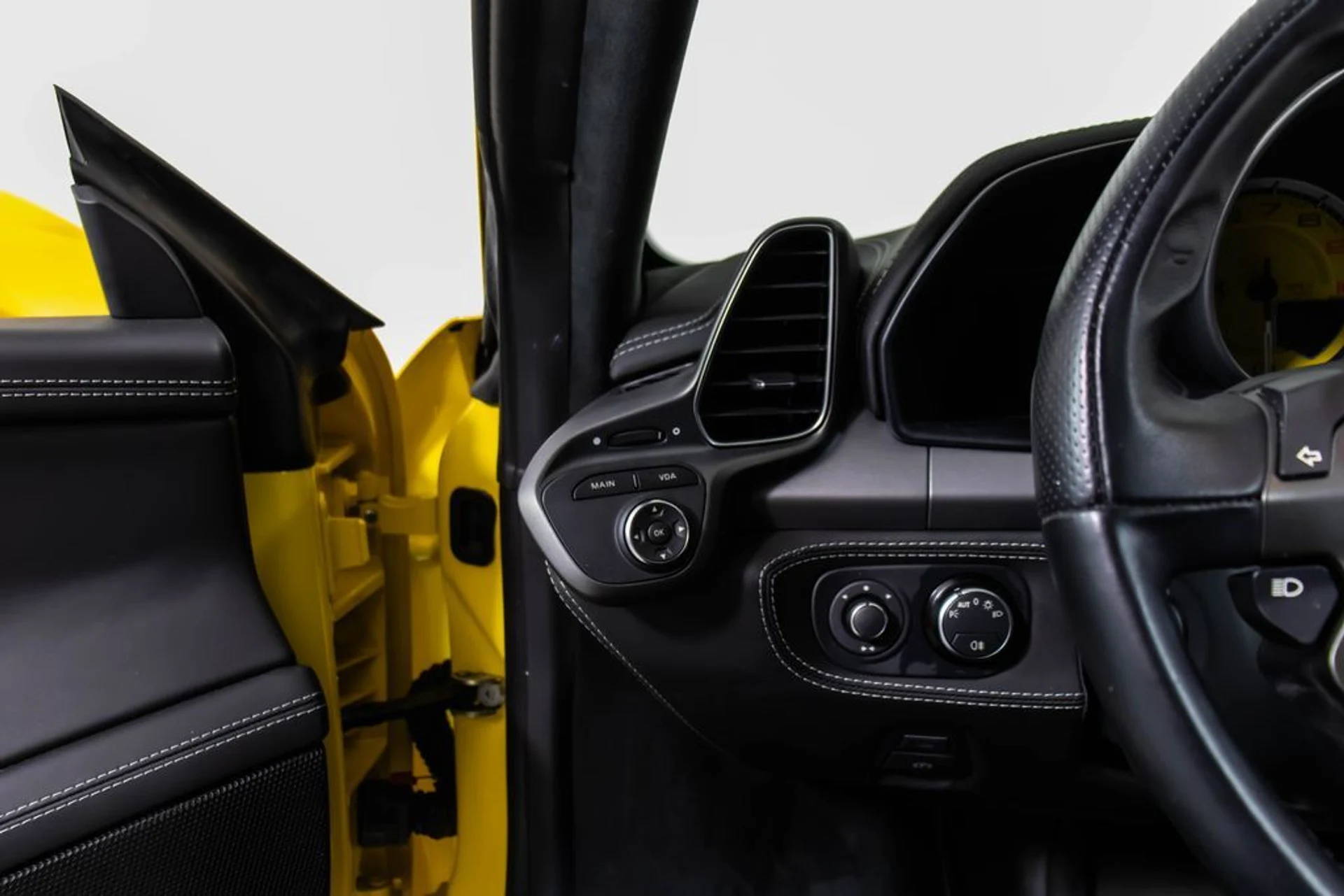 mph037_1785280779_96f90c1ff635532b91a88da4f7f18f69x_ed26d54074